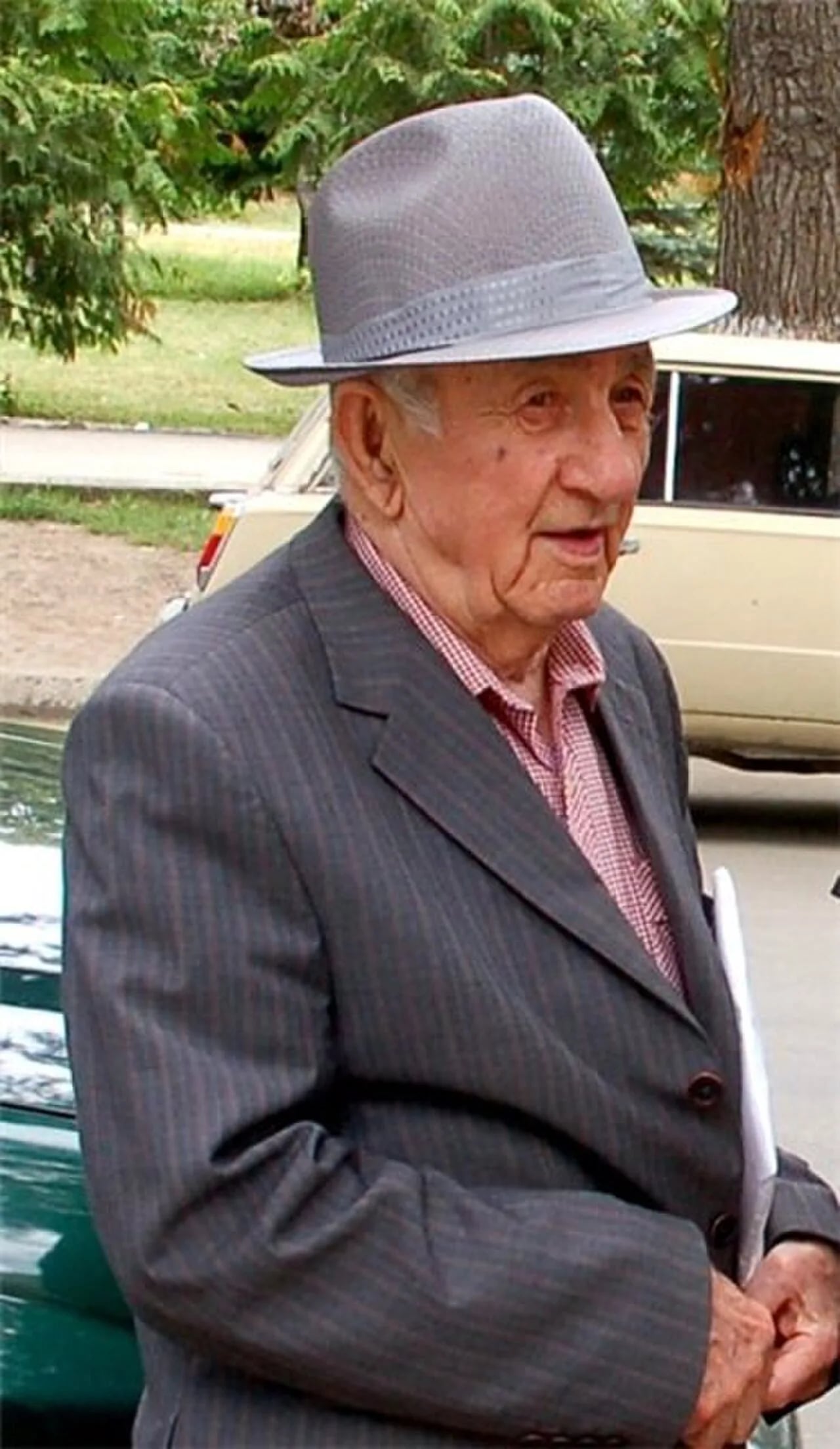 Portrait of Snaur Gassijew (1925–2016) – memorial page