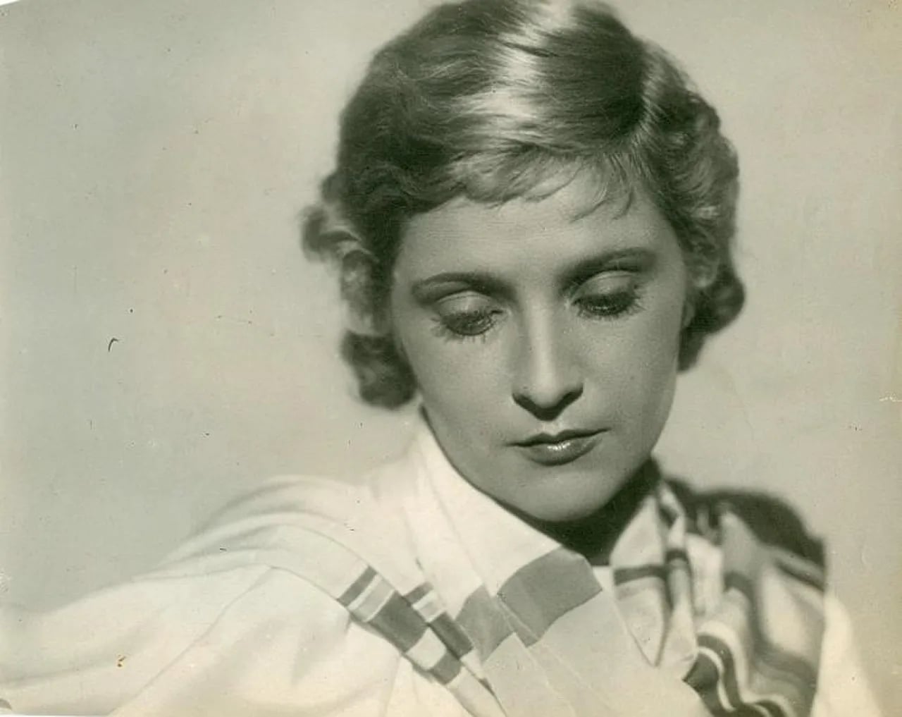 Porträt von Ljudmila Sergejewna Glasowa (1907–1981) – Gedenkseite