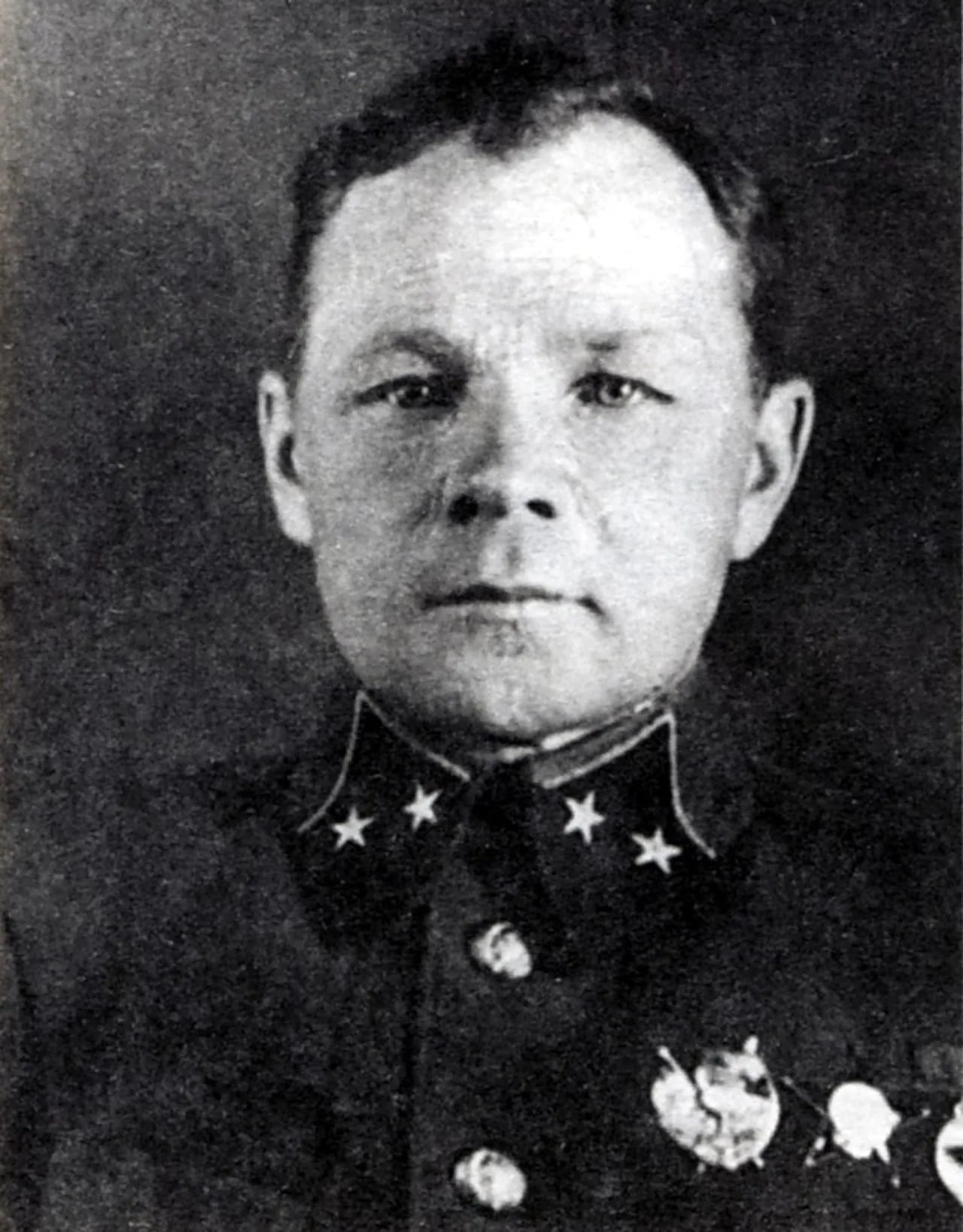 Portrait of Mikhail Glukhov (1893–1947) – memorial page