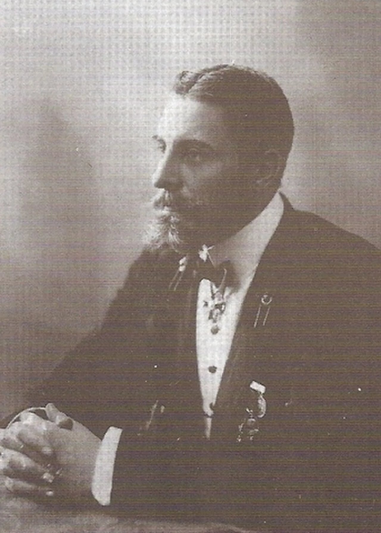Porträt von Lew Lwowitsch Golizyn (1877–1920) – Gedenkseite
