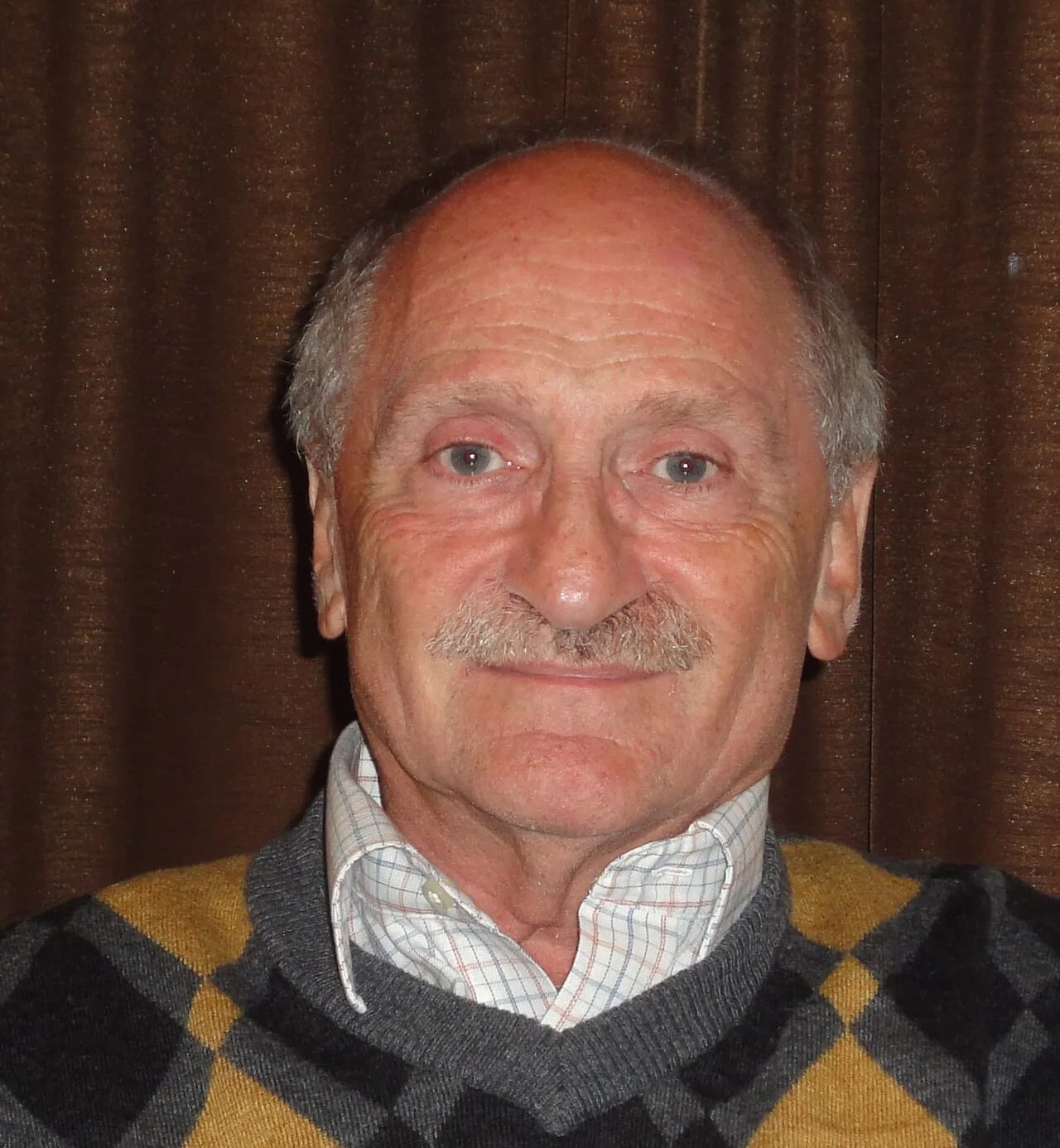 Porträt von George Bournoutian (1943–2021) – Gedenkseite