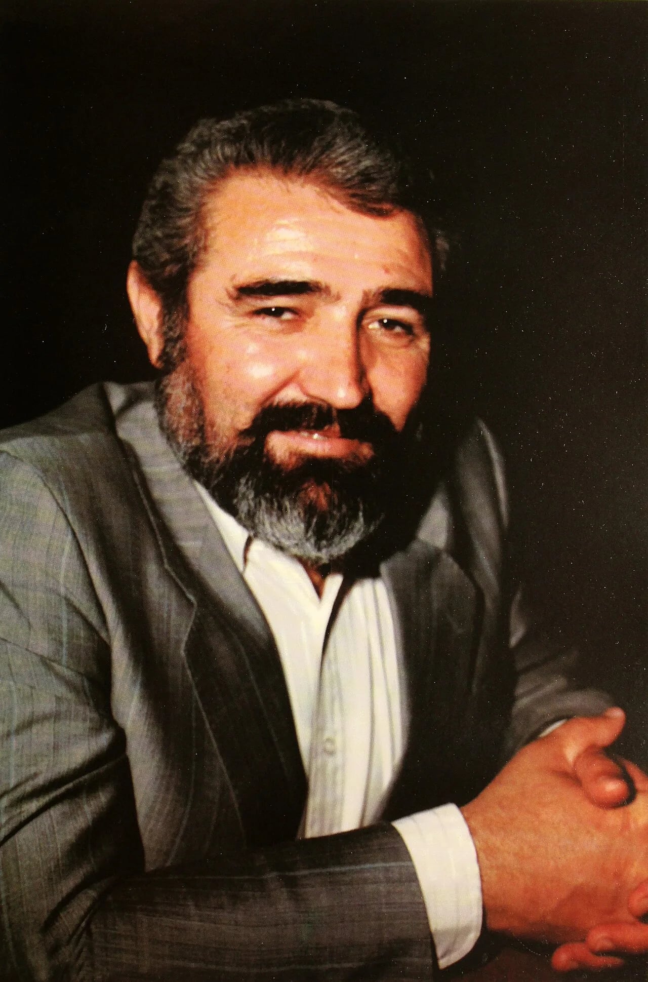 Portrait of Razmik Davoyan (1940–2022) – memorial page
