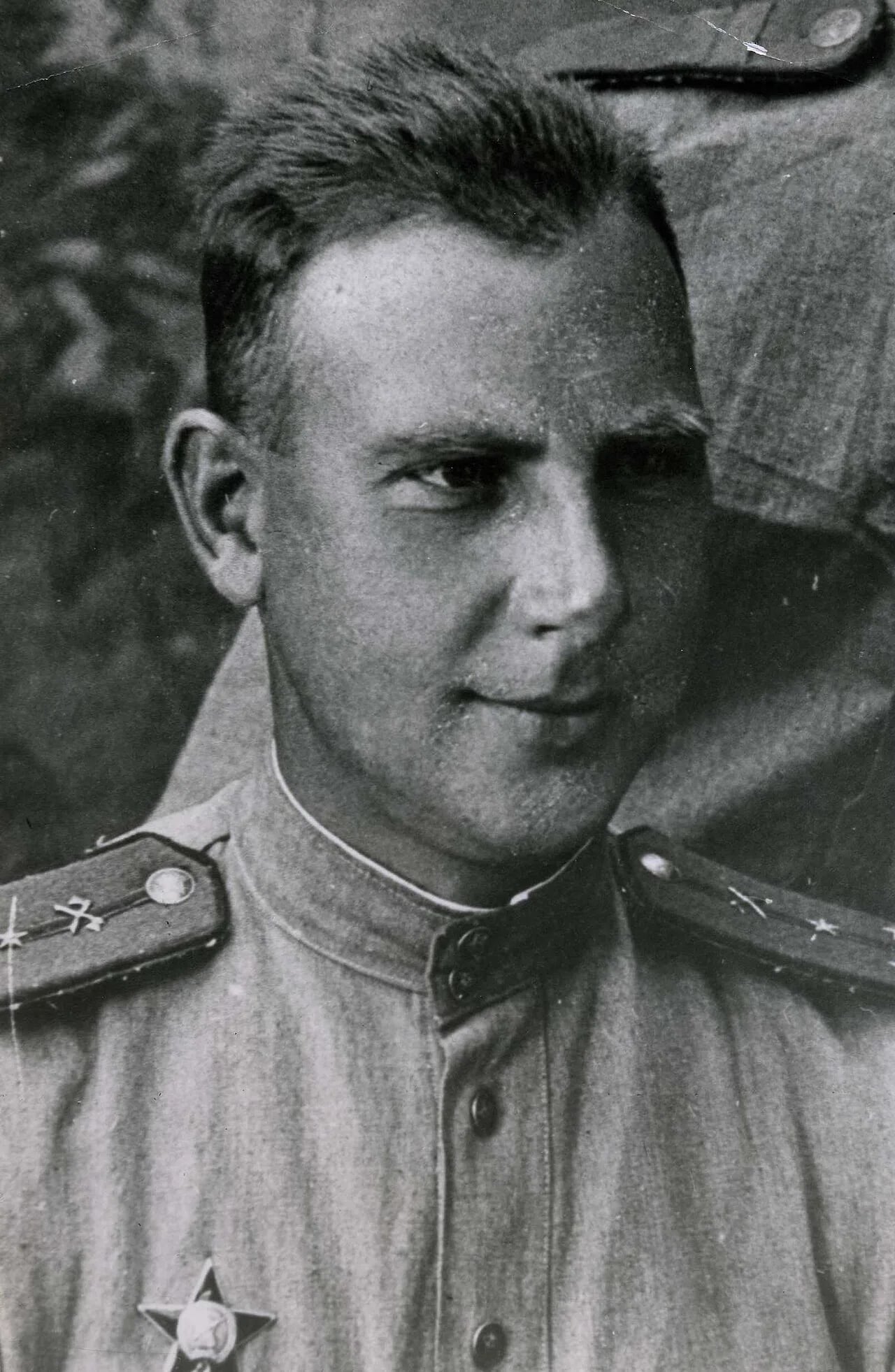 Portrait of Alexey Divin (1912–1980) – memorial page