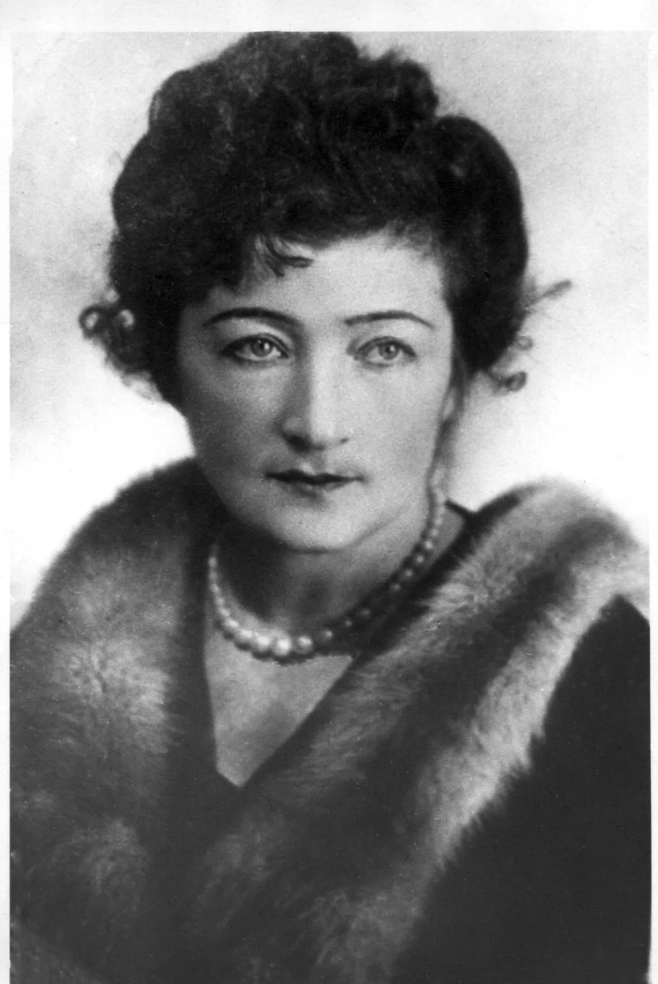 Porträt von Cecīlija Dinere (1919–1996) – Gedenkseite