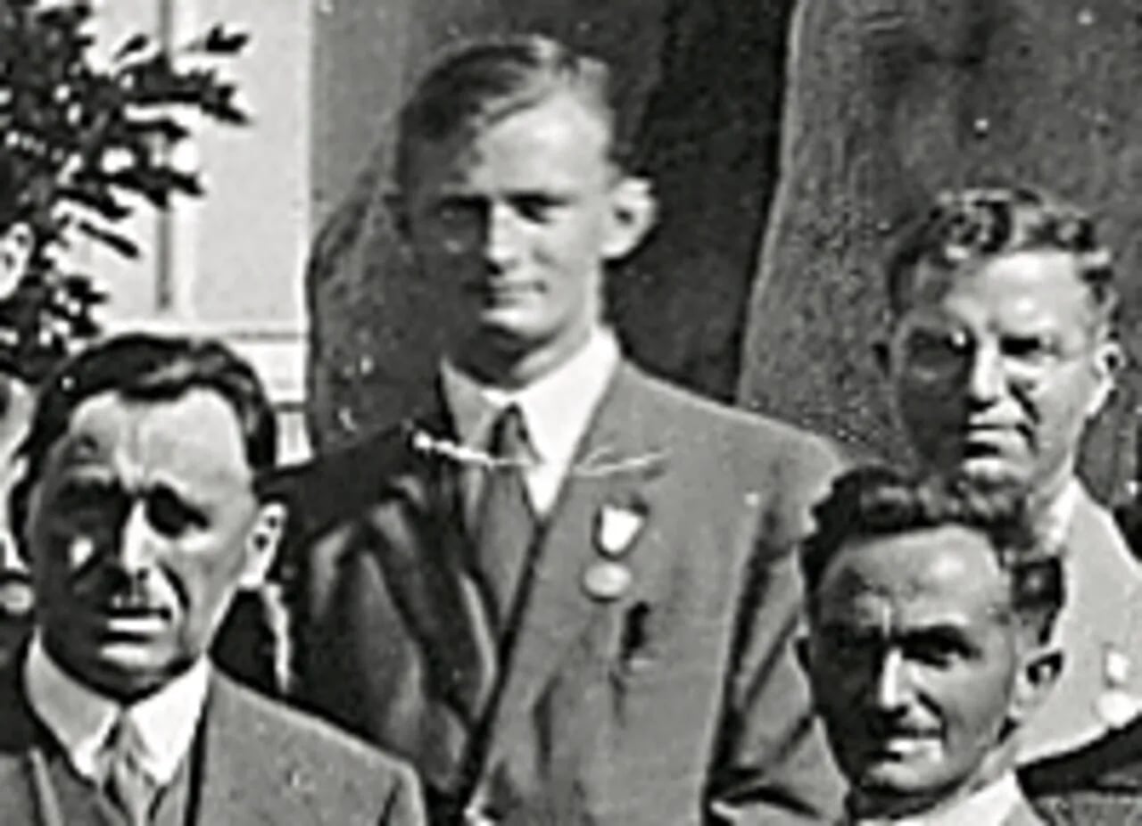 Porträt von Clarence Raymond Adams (1898–1965) – Gedenkseite