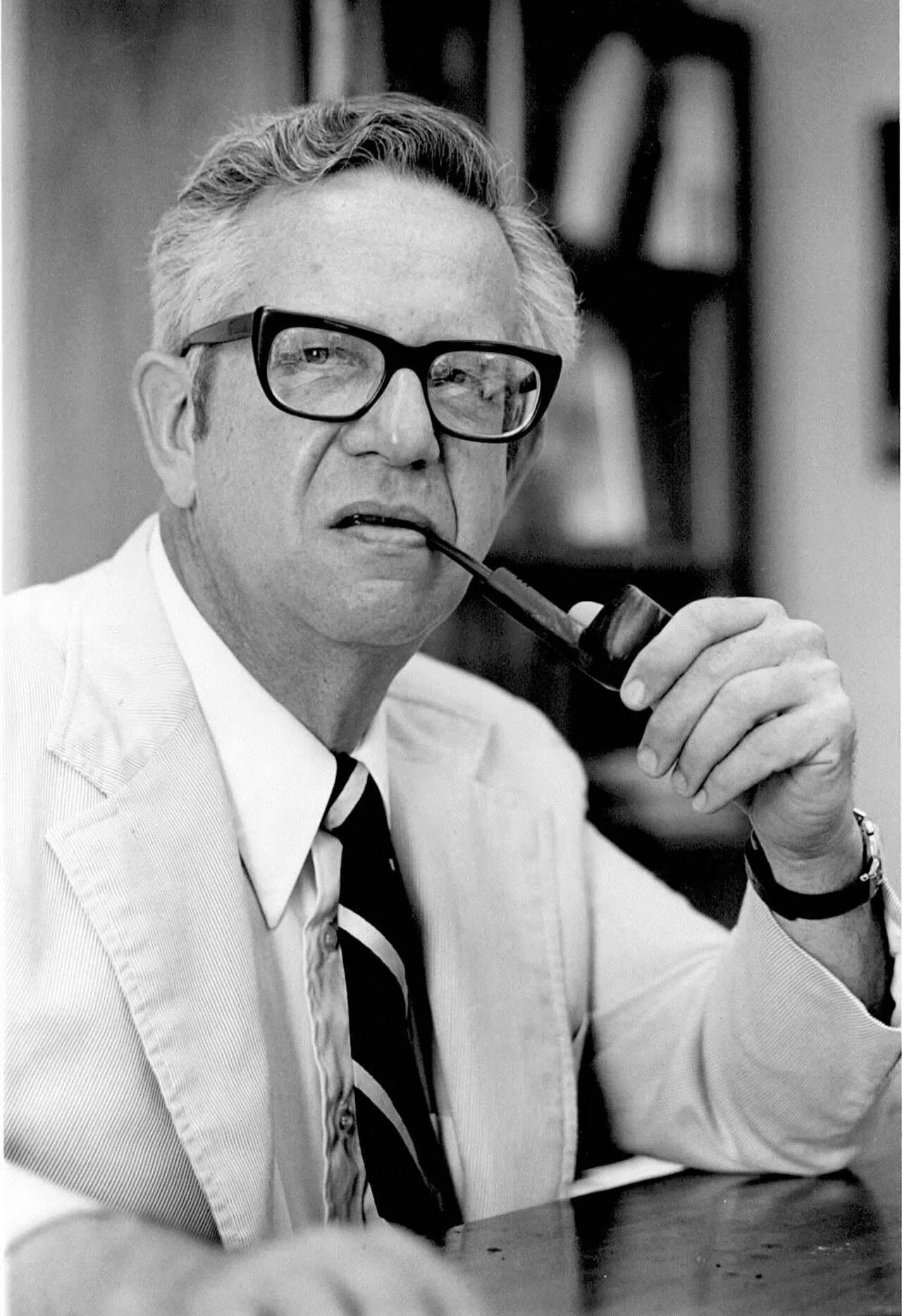 Portrait of John D. Hoffman (1922–2004) – memorial page