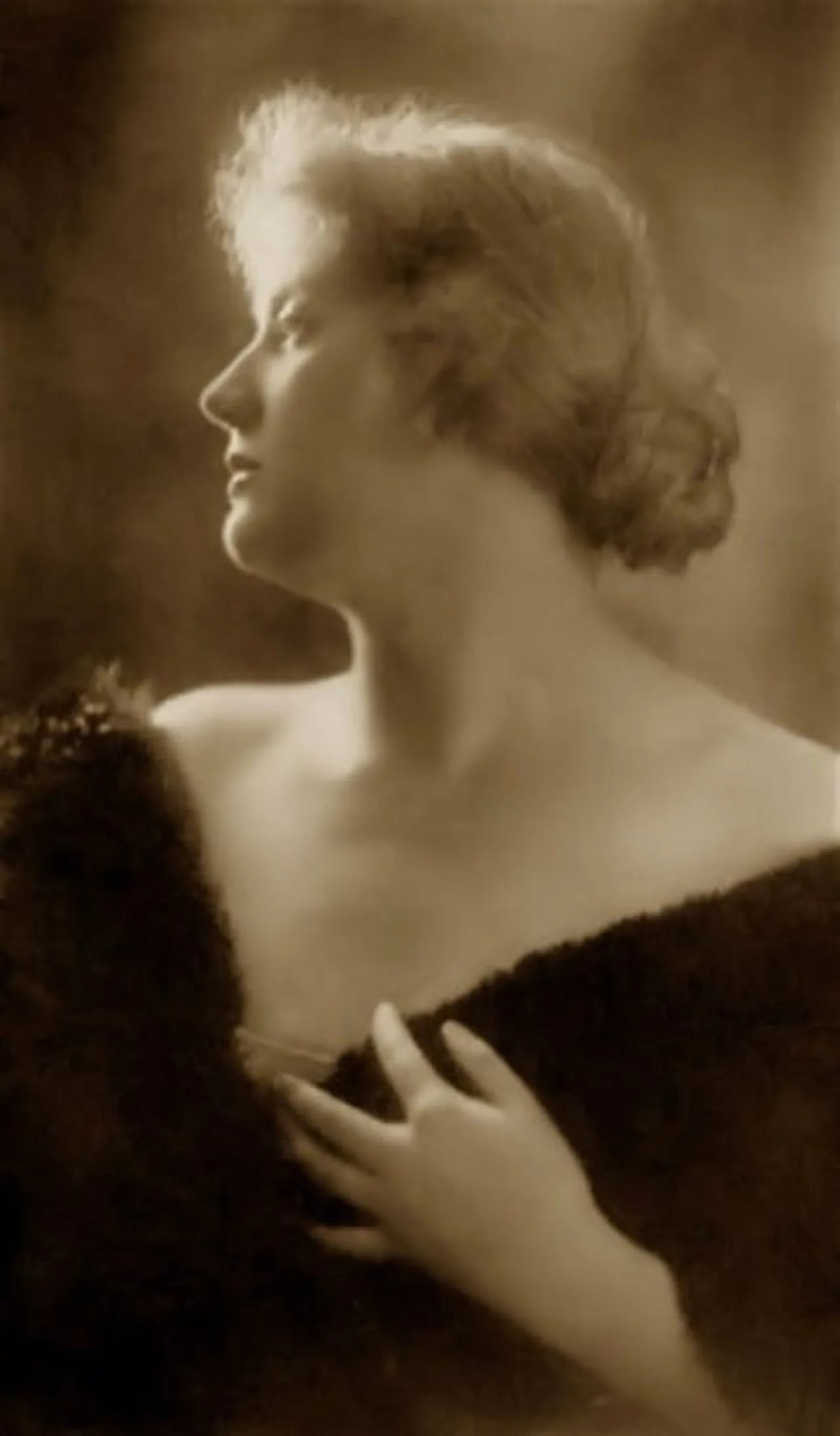 Porträt von Elisabeth Ohms (1888–1974) – Gedenkseite