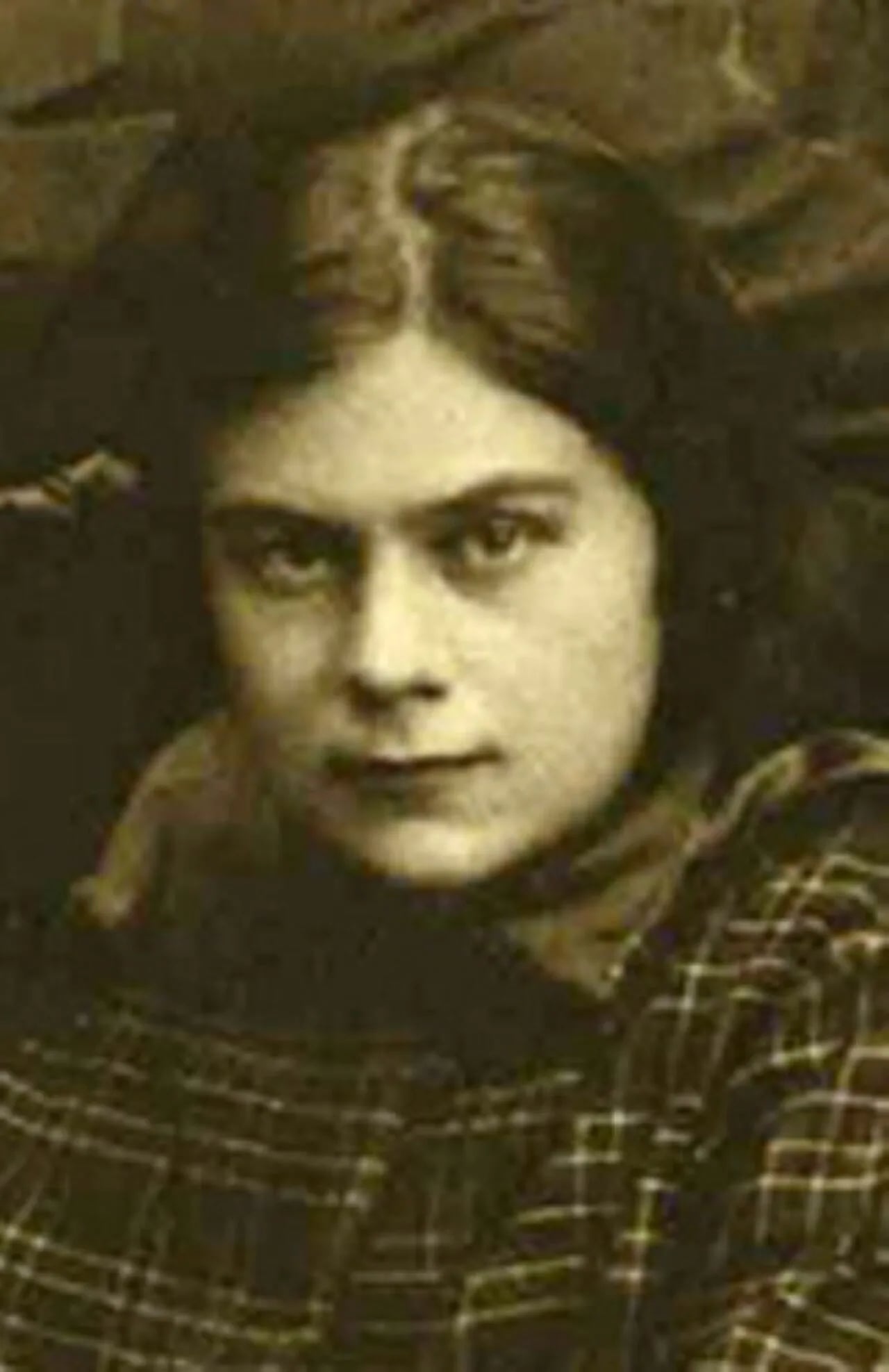 Portrait of Sofja Andrejewna Jessenina-Tolstaja (1900–1957) – memorial page