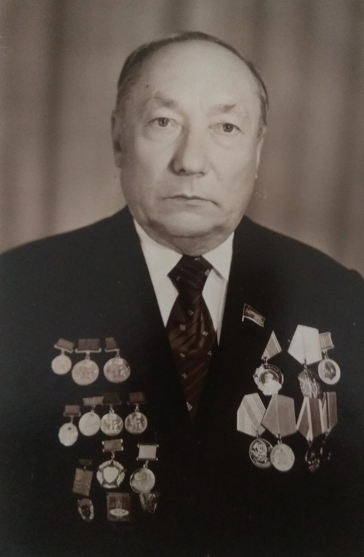Porträt von Nikolai Iwanowitsch Schukowski (1909–1987) – Gedenkseite