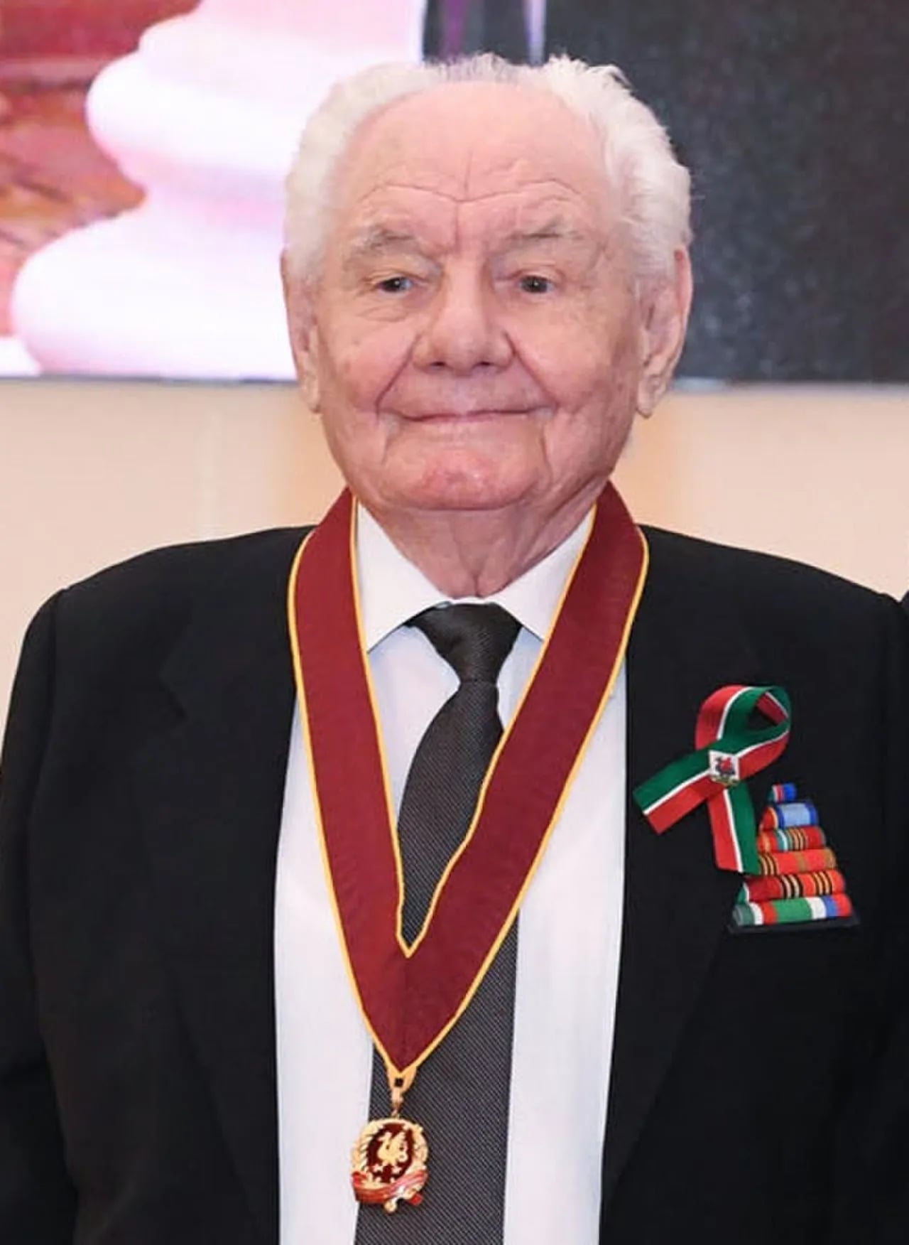 Portrait of Mirfatıyx Zäkief (1928–2023) – memorial page