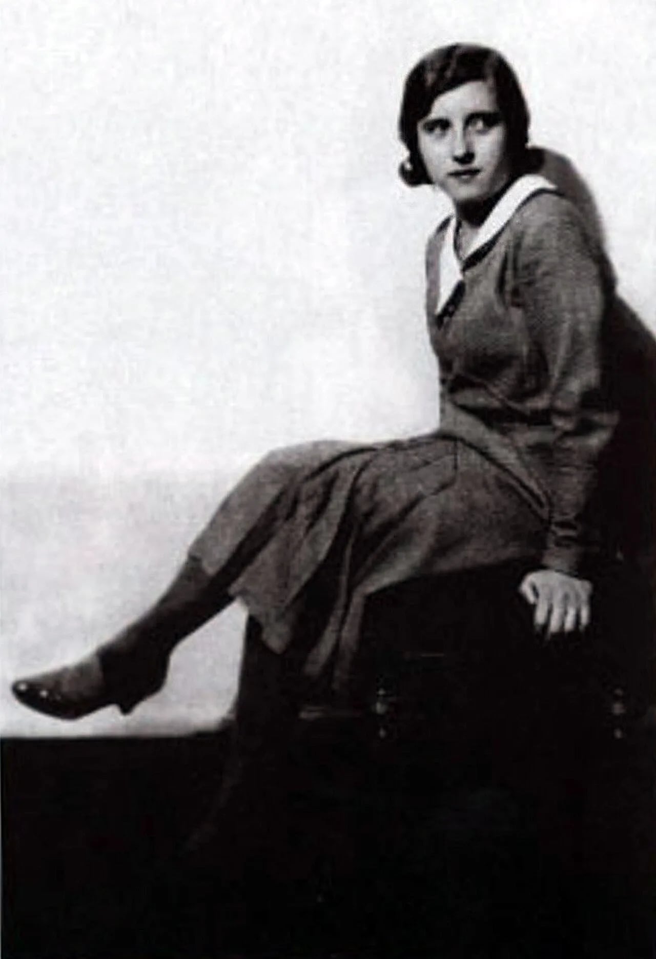 Portrait of Kateryna Myroniwna Saryzka (1914–1986) – memorial page