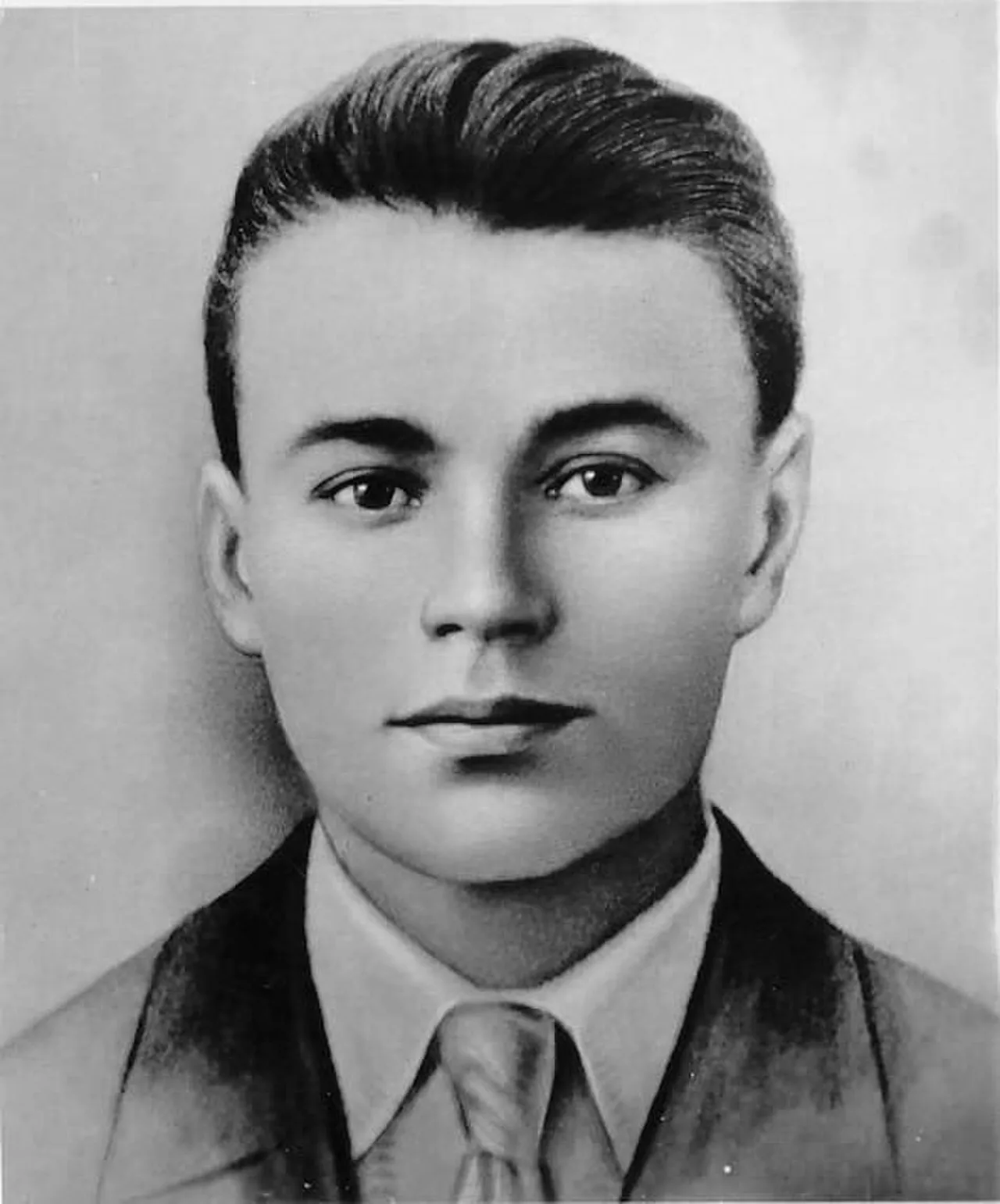 Portrait of Ivan Zemnuhov (1923–1943) – memorial page