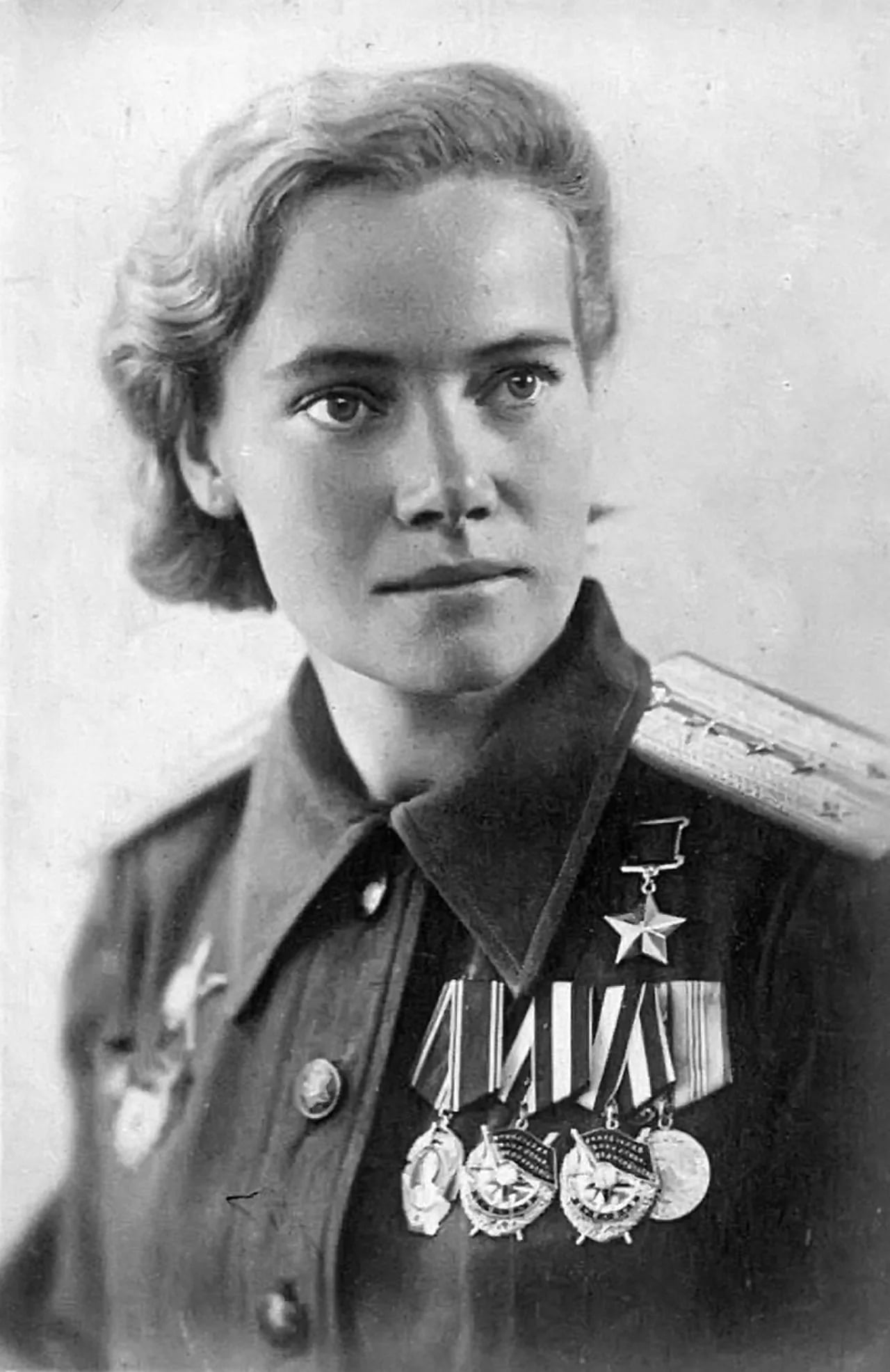 Porträt von Antonina Leontjewna Subkowa (1920–1950) – Gedenkseite