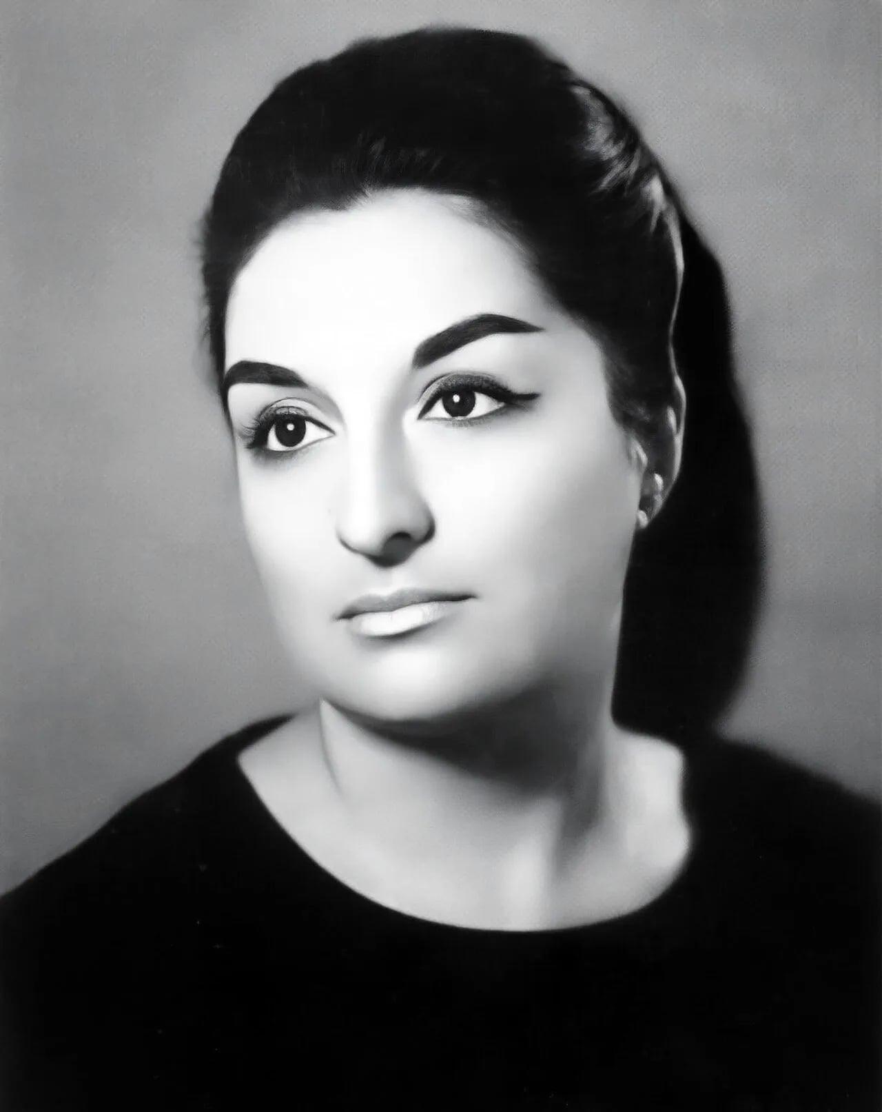 Portrait of Aida İmanquliyeva (1939–1992) – memorial page