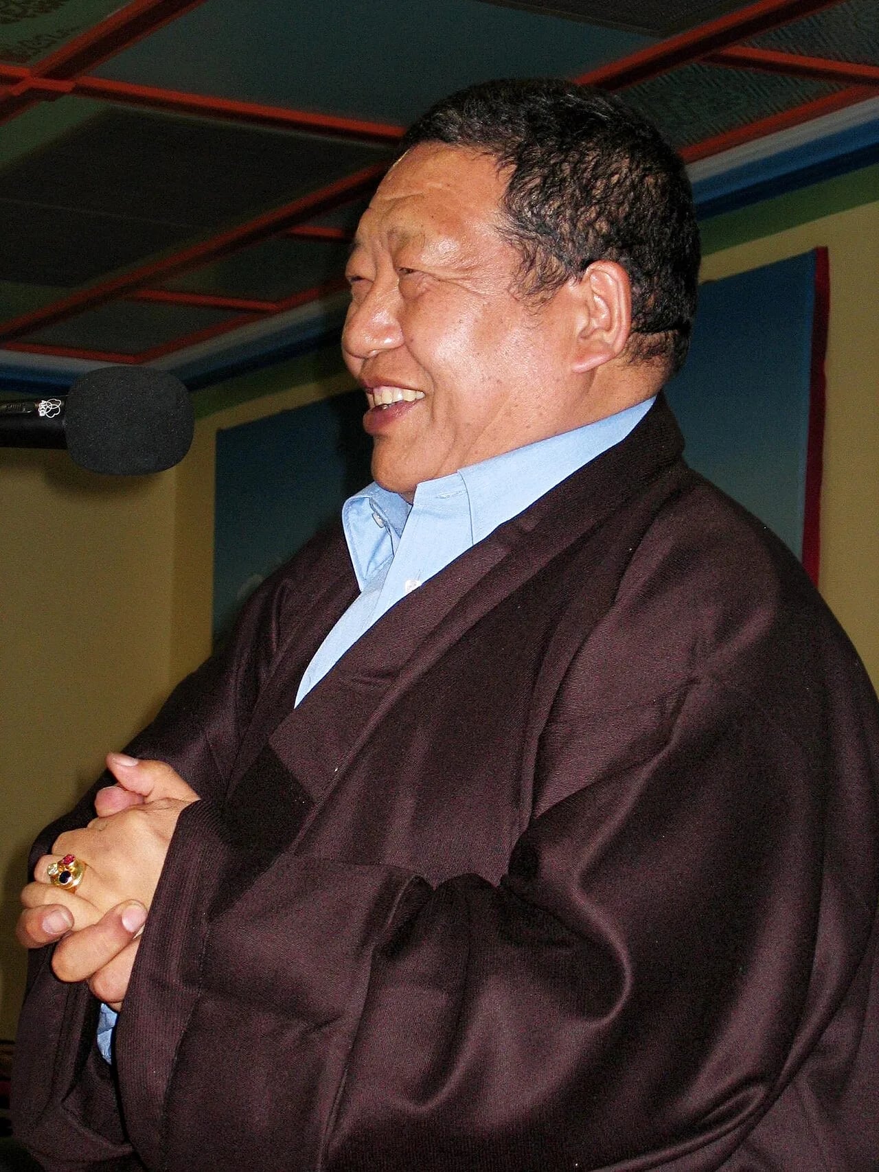 Porträt von Akong Rinpoche (1940–2013) – Gedenkseite