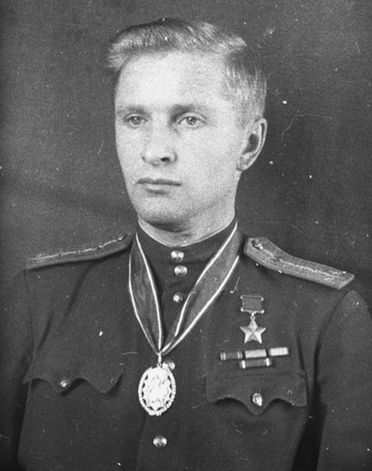 Portrait of Boris Kalinkin (1913–1945) – memorial page