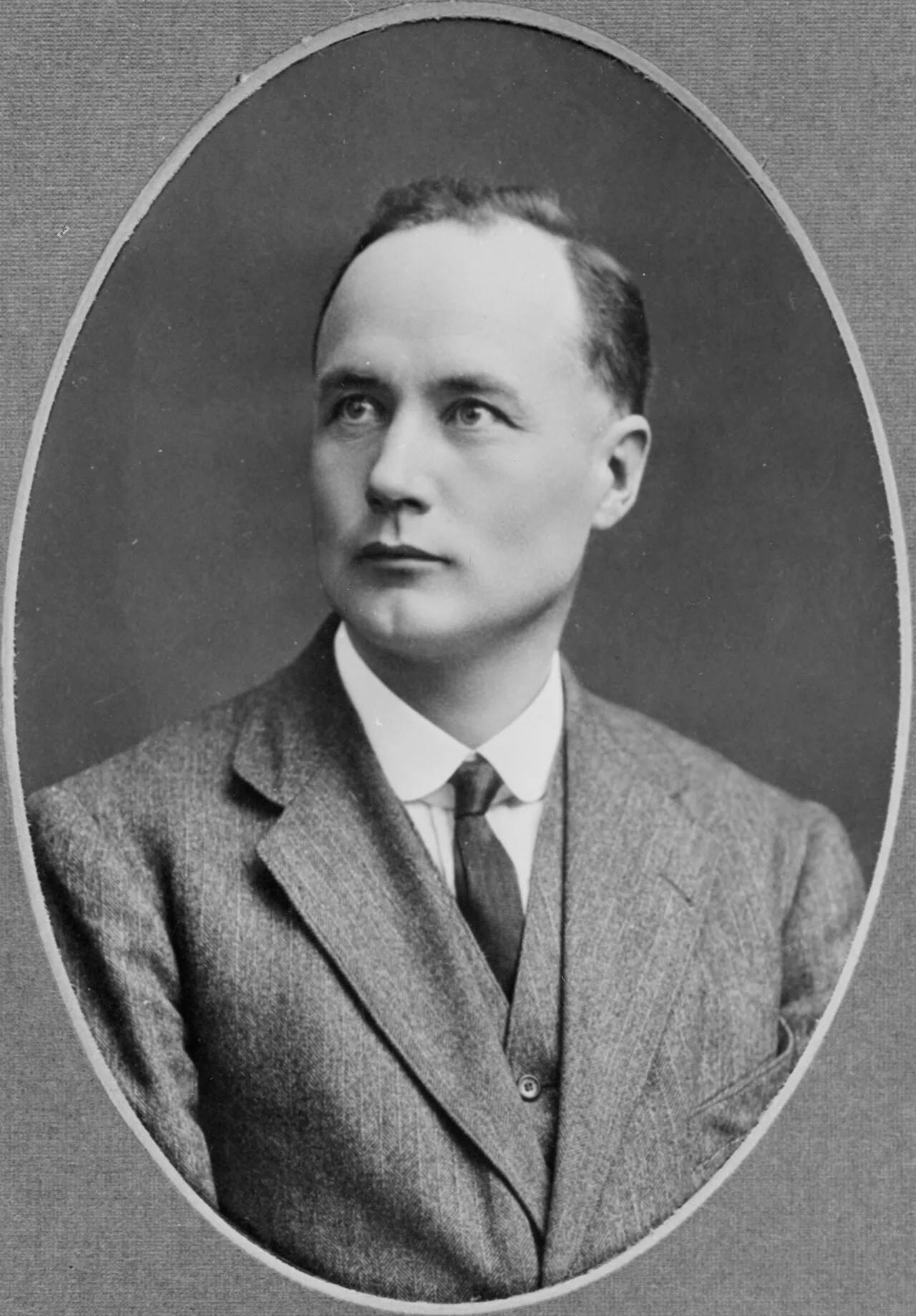 Porträt von John William Bews (1884–1938) – Gedenkseite