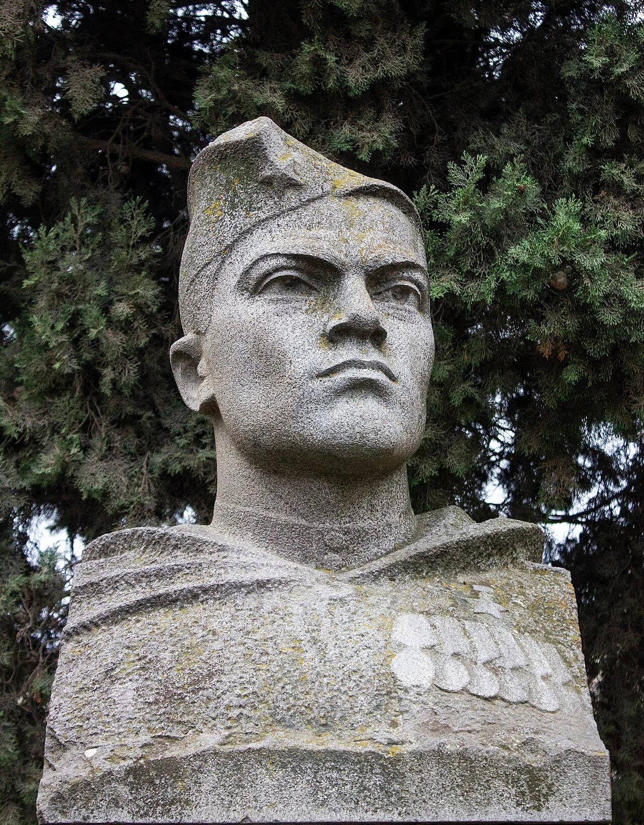 Porträt von Jahan Karakhanyan (1918–1943) – Gedenkseite