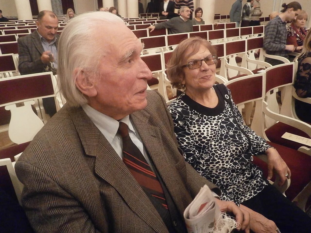 Portrait of Lew Kolodub (1930–2019) – memorial page