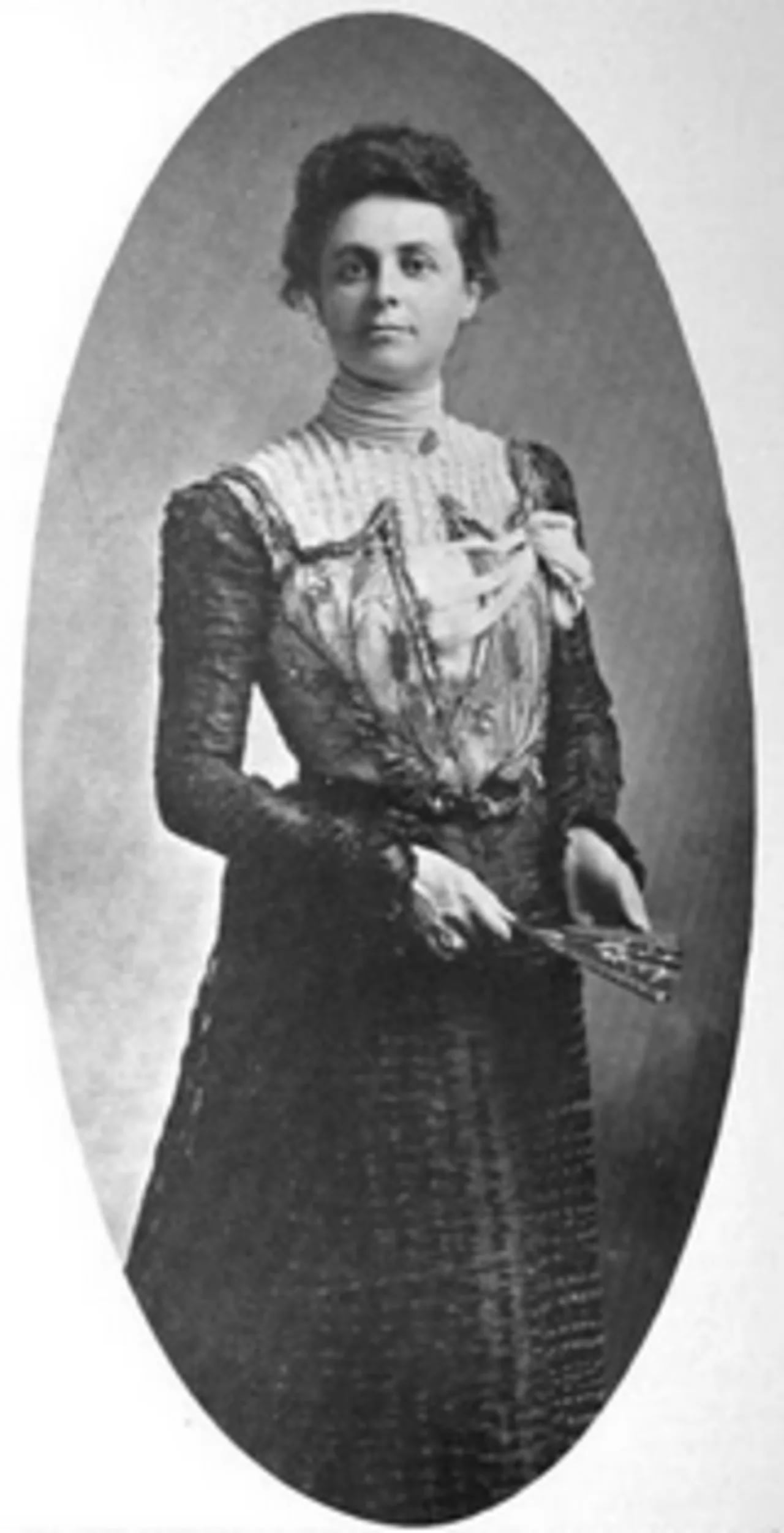 Portrait of Sara Weeks Roberts (1865–1932) – memorial page