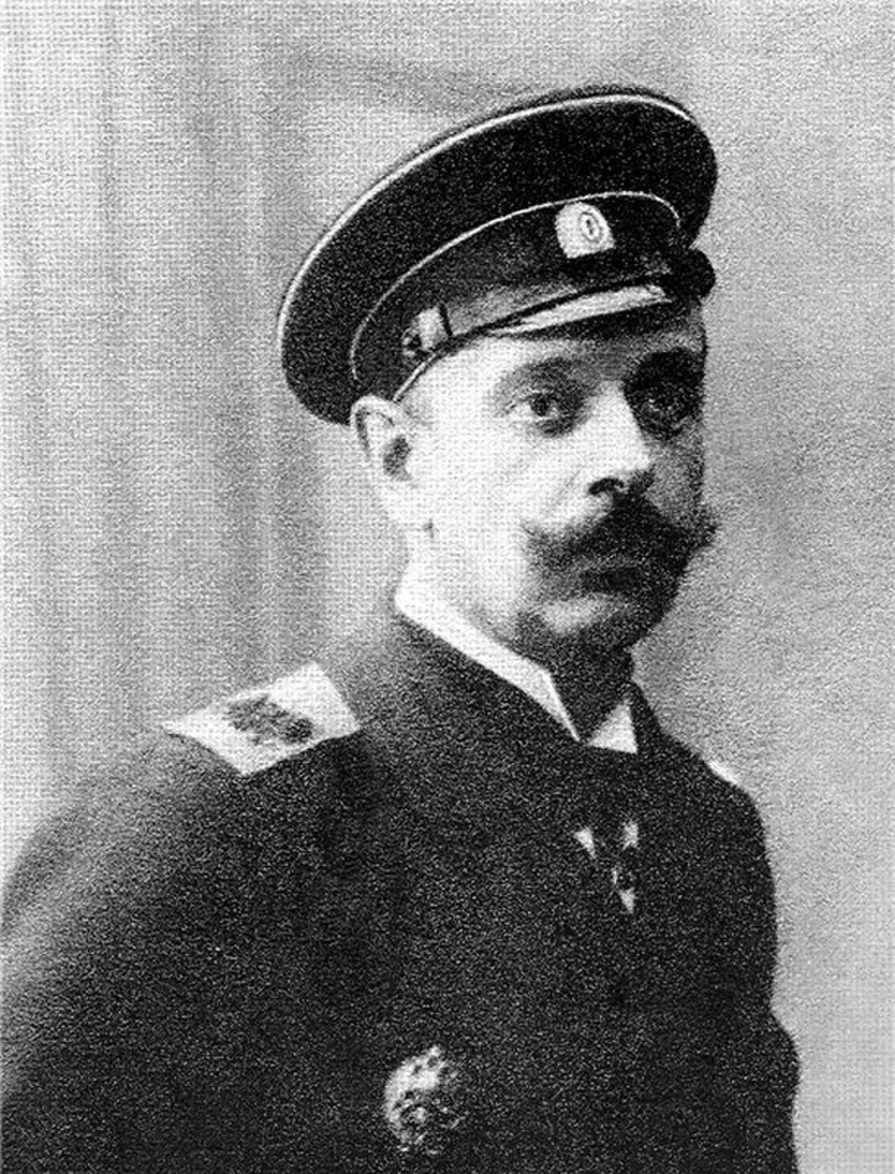 Porträt von Iwan Antoljewitsch Kononow (1885–1959) – Gedenkseite