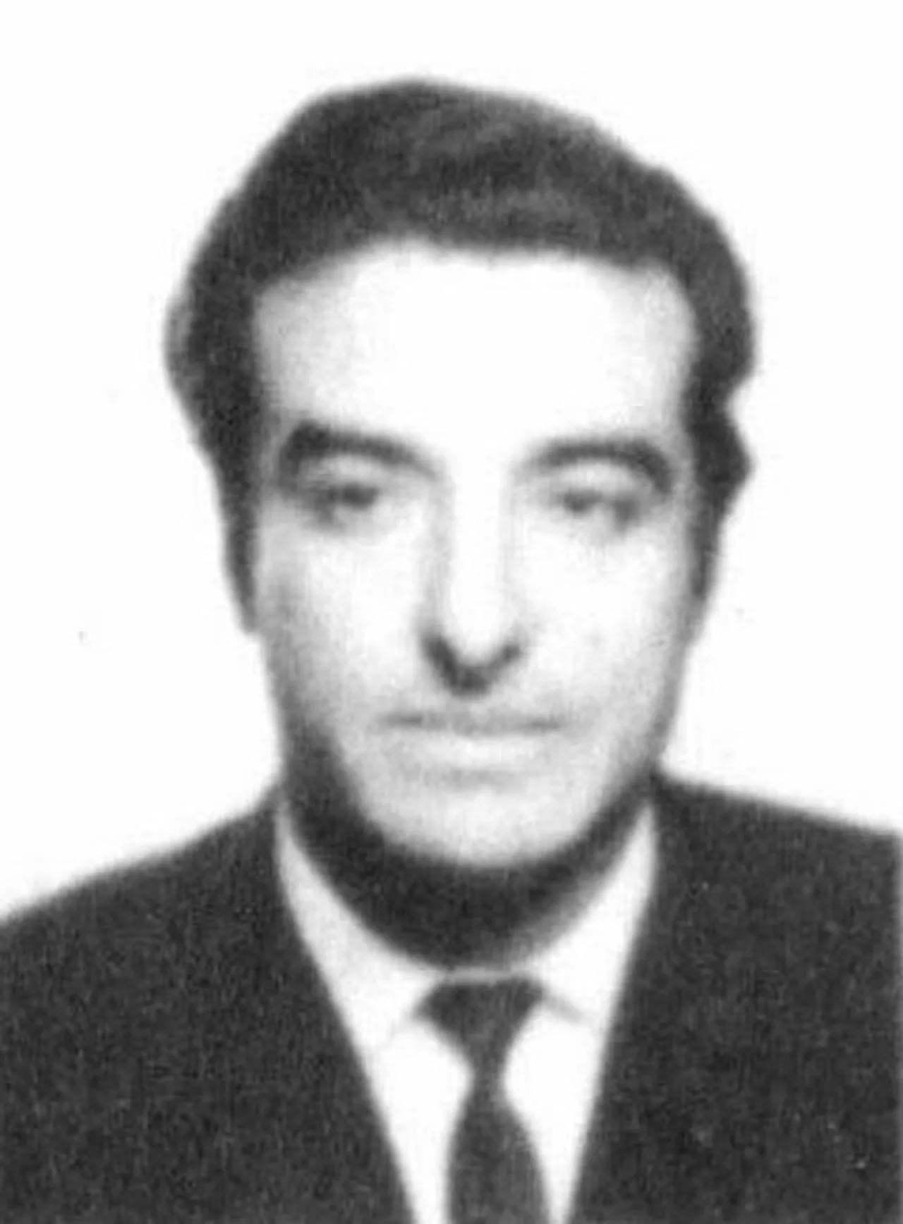 Portrait of Tomás Irribarra de la Torre (1935–2020) – memorial page