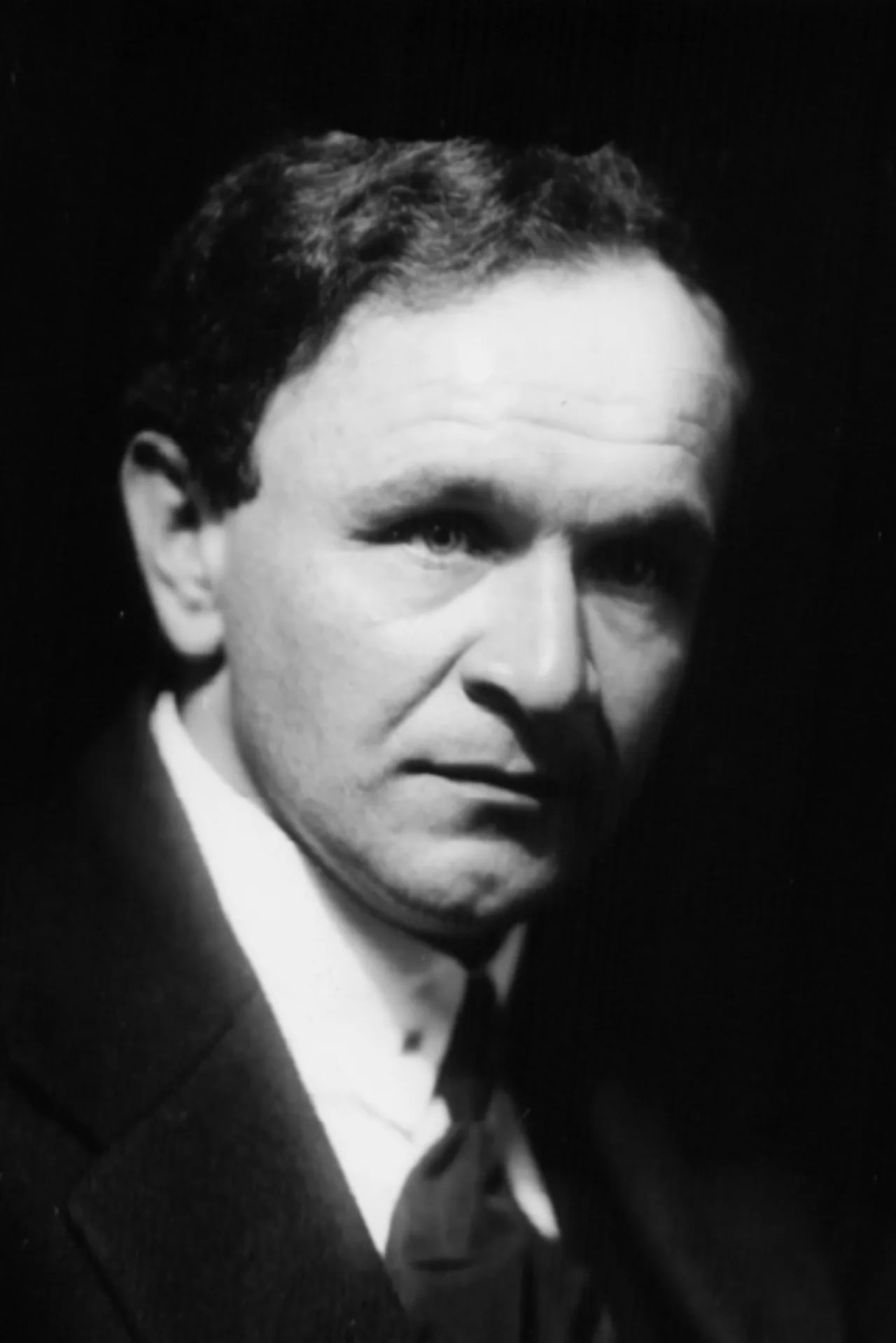 Porträt von Wiktor Kossenko (1896–1938) – Gedenkseite