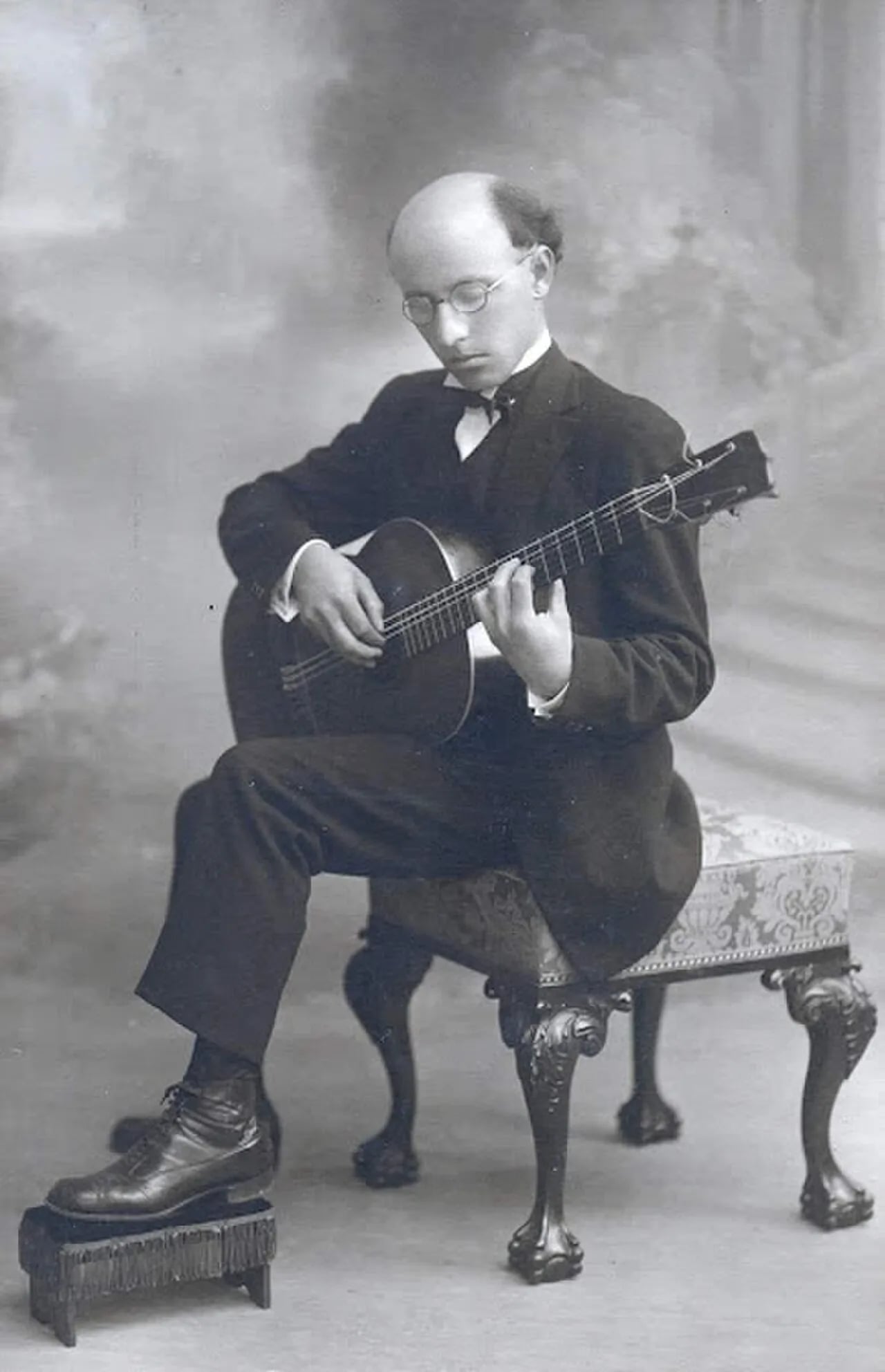 Portrait of Telémaco Morales (1890–1955) – memorial page