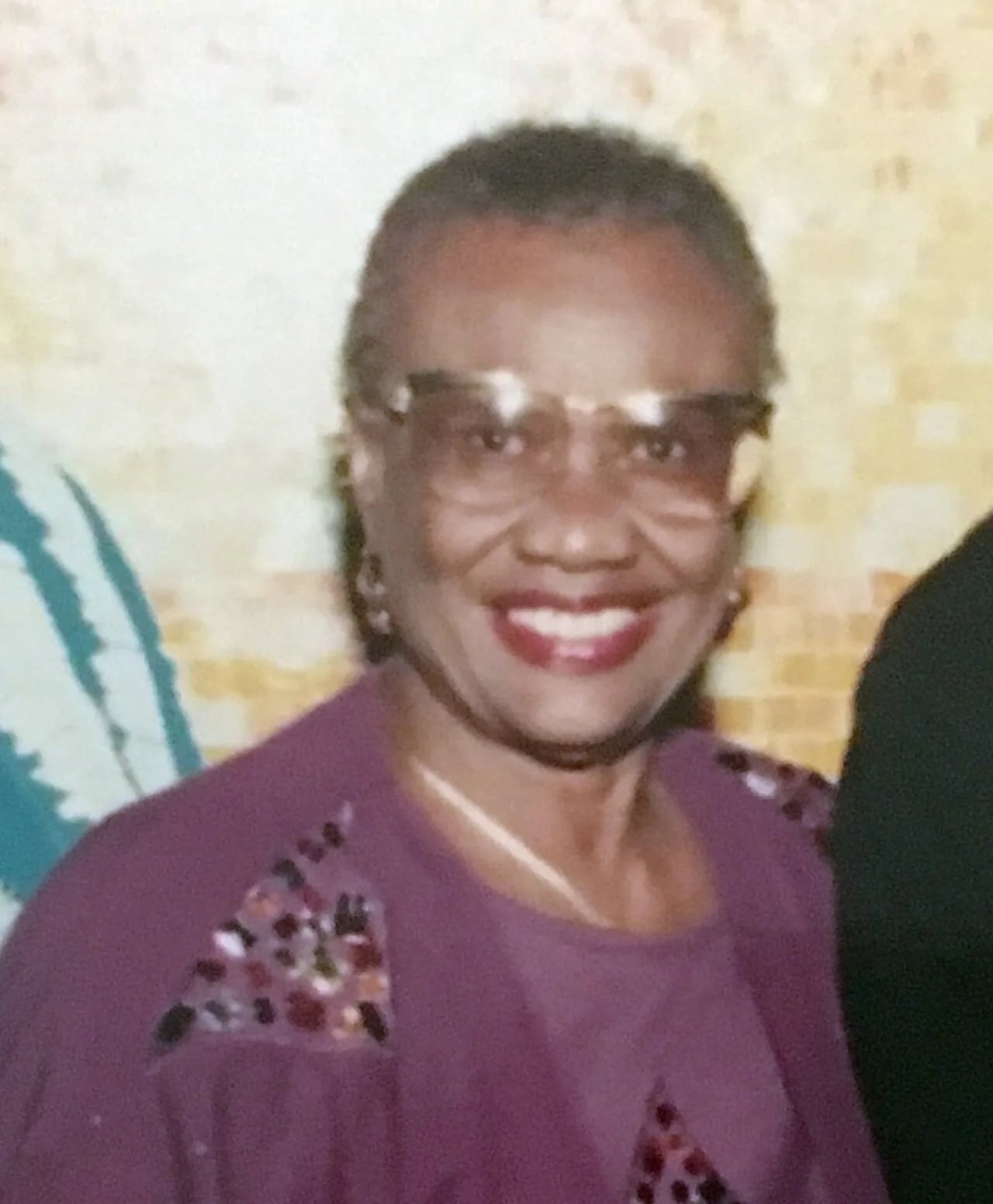 Porträt von Gwendolyn Tonge (1923–2012) – Gedenkseite