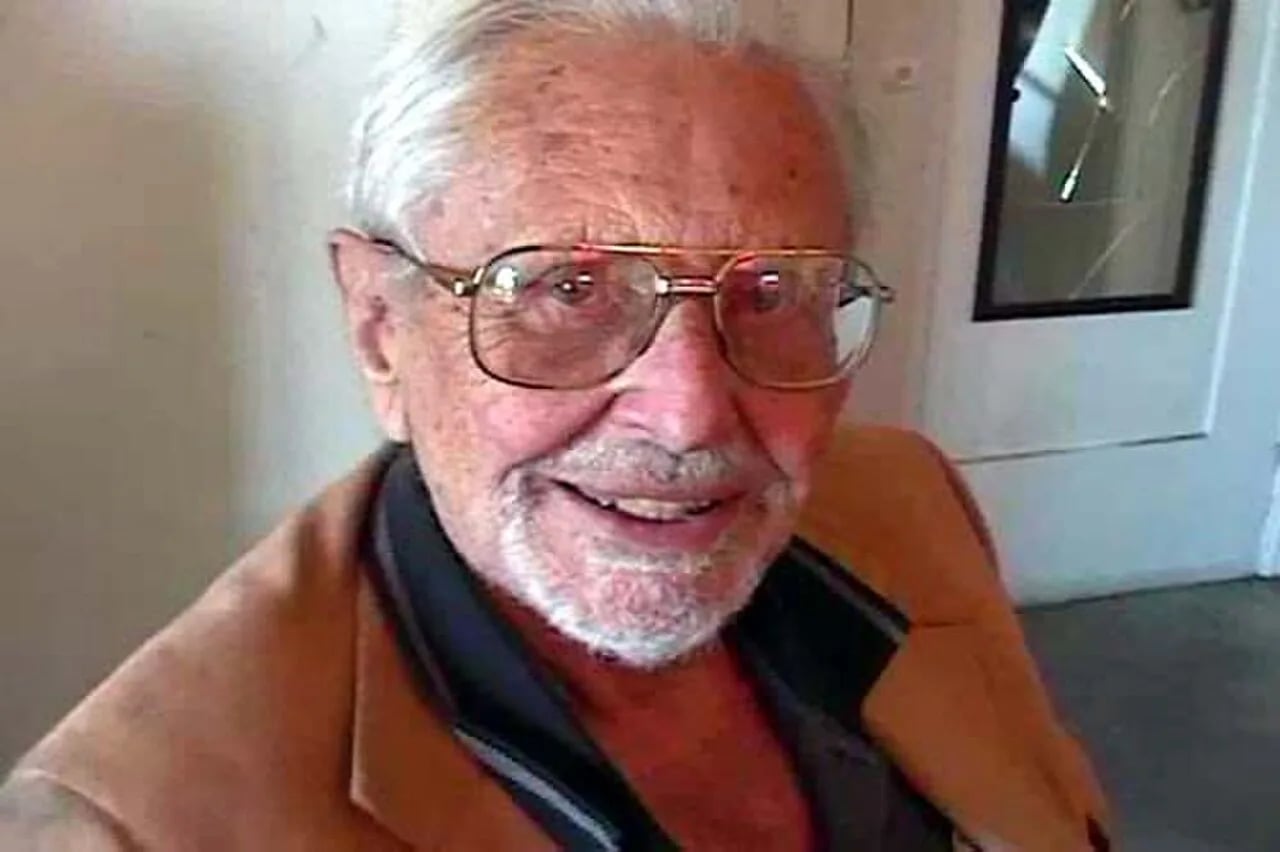 Portrait of Kurt Lehovec (1918–2012) – memorial page
