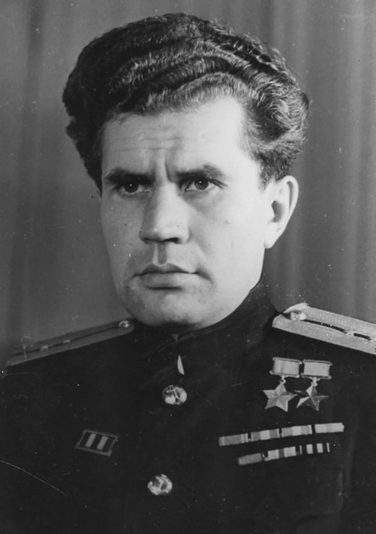 Portrait of Wiktor Nikolajewitsch Leonow (1916–2003) – memorial page