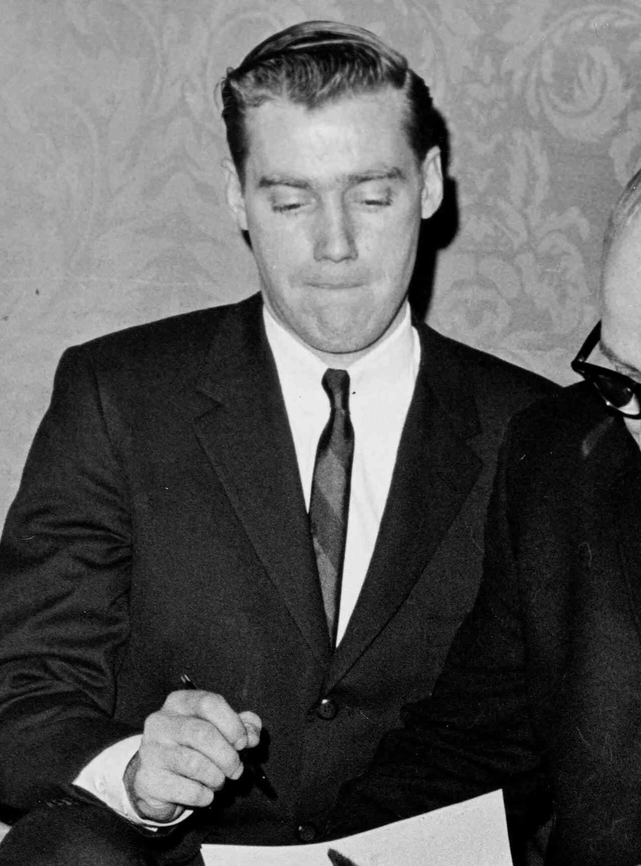 Porträt von Fred Trump junior (1938–1981) – Gedenkseite