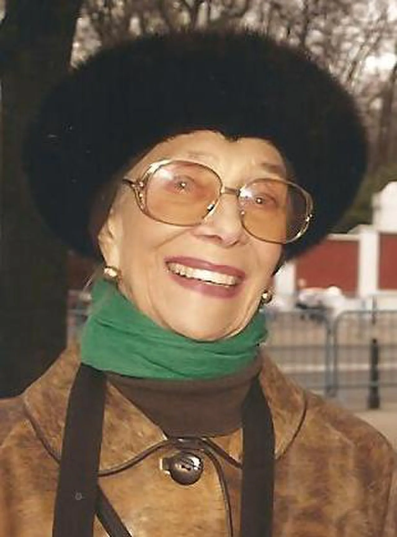 Portrait of Wiesława Mazurkiewicz (1926–2021) – memorial page