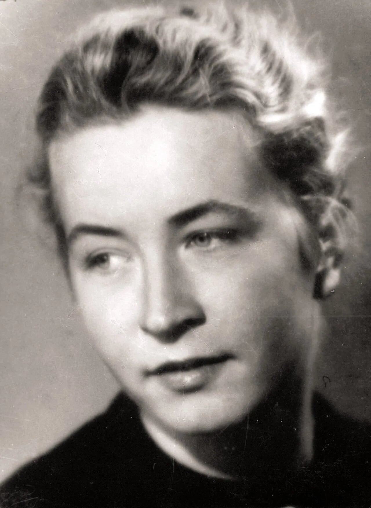 Portrait of Helena Marusarzówna (1918–1941) – memorial page