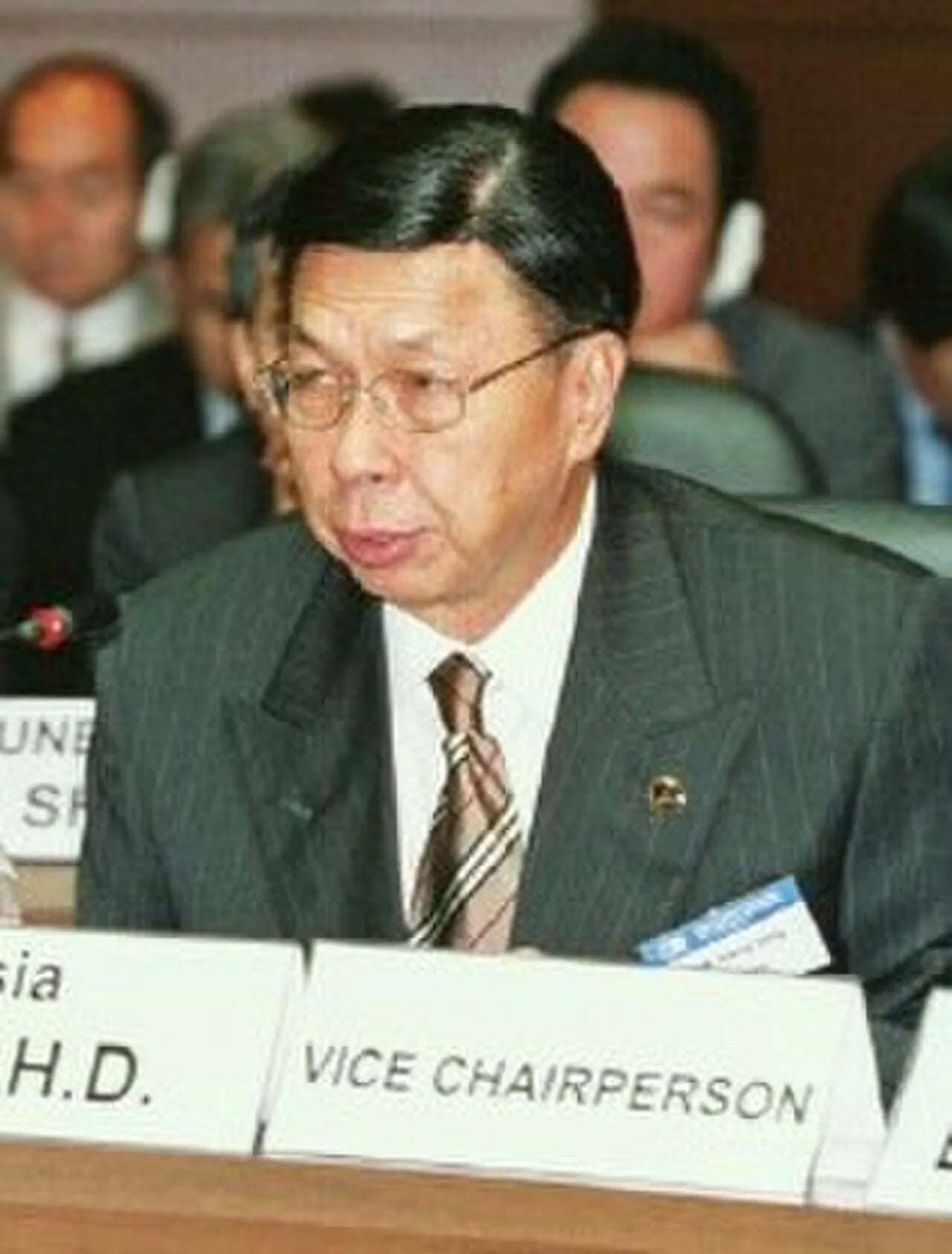 Portrait of Law Hieng Ding (1935–2018) – memorial page
