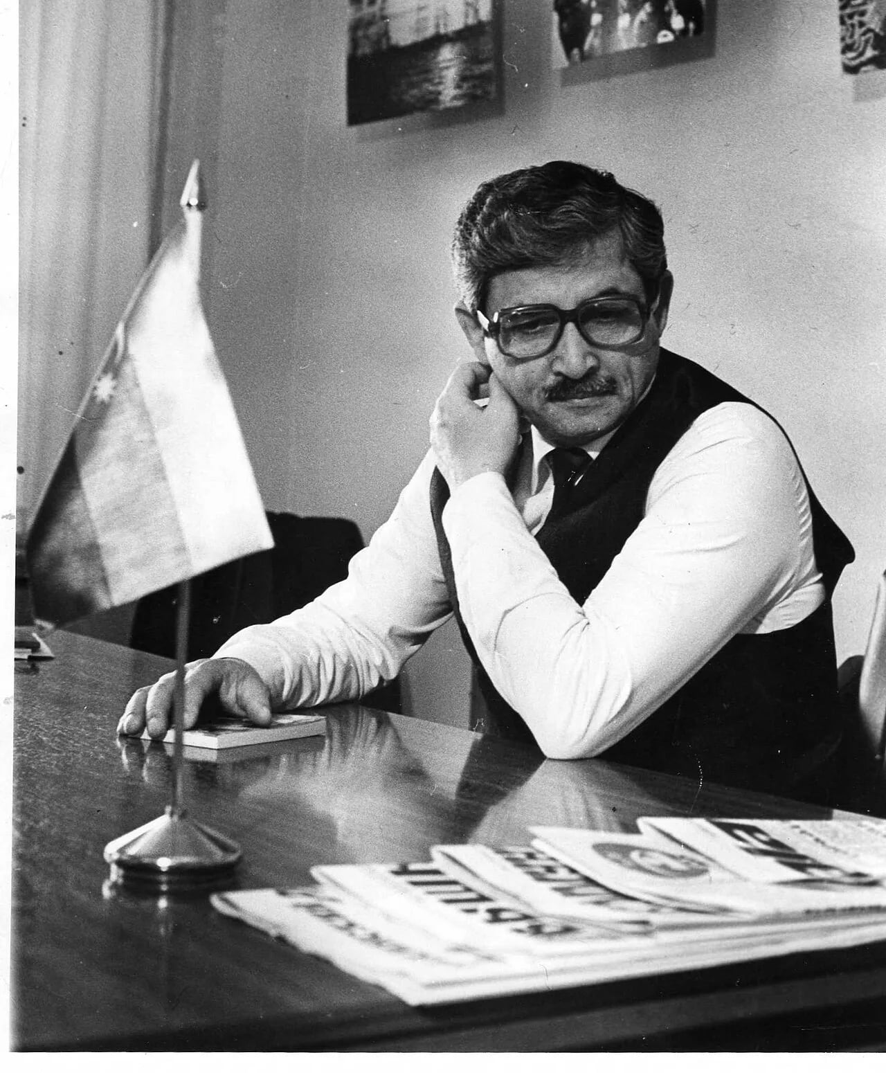 Portrait of Osman Mirzəyev (1937–1991) – memorial page
