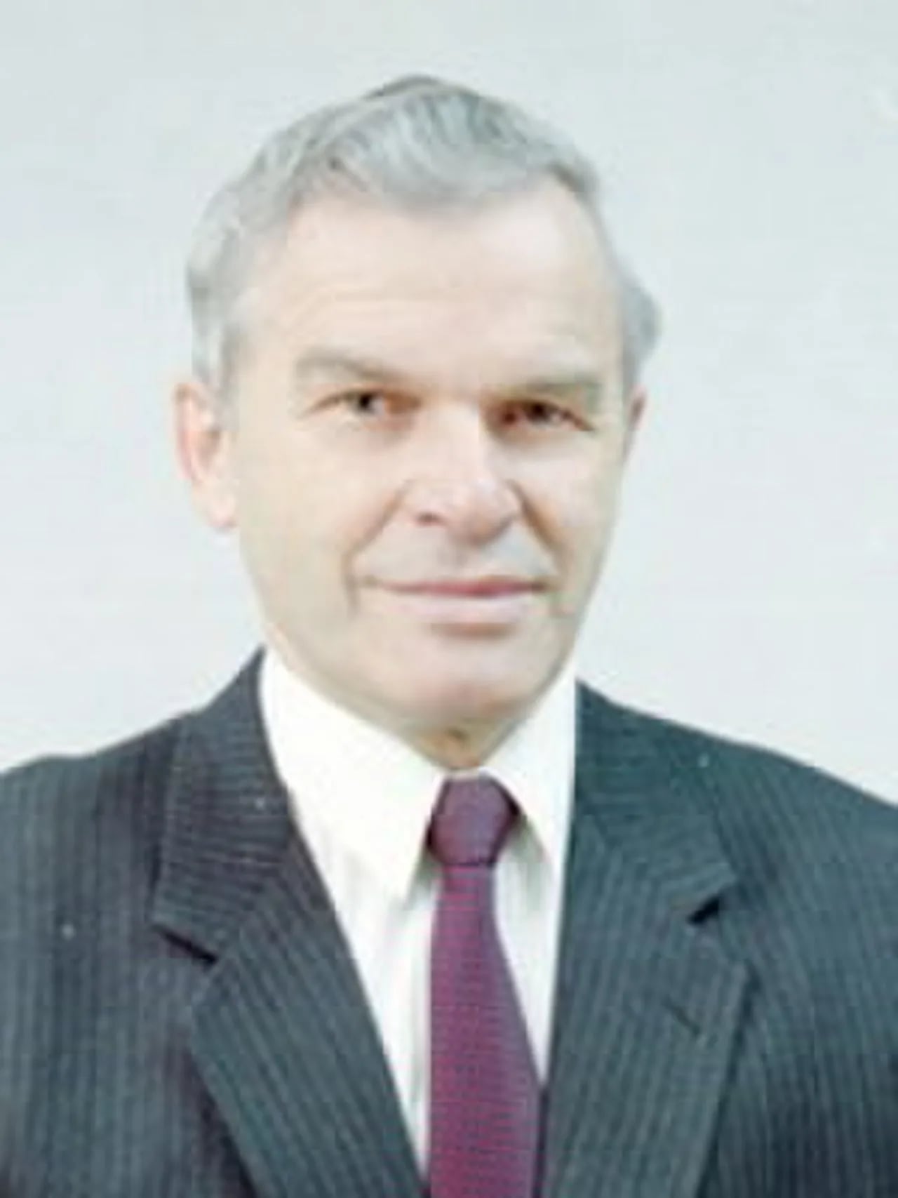 Portrait of Viktor Mikhailov (1936–2023) – memorial page
