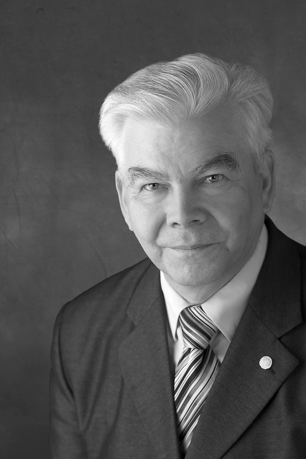 Porträt von Evgeny Moiseev (1948–2022) – Gedenkseite