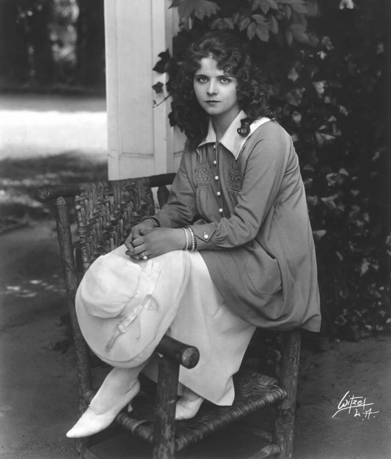 Porträt von Olive Thomas (1894–1920) – Gedenkseite