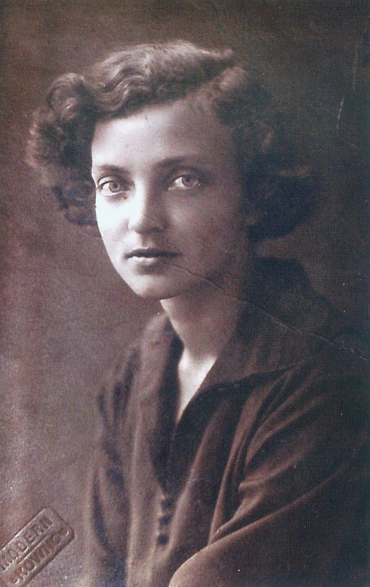 Porträt von Paulina Mjadsjolka (1893–1974) – Gedenkseite