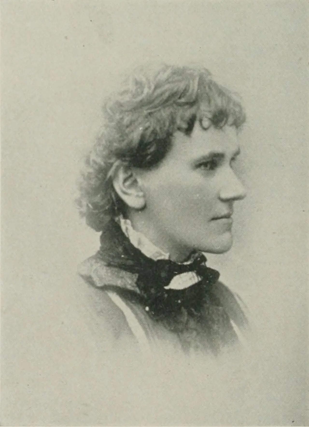 Porträt von Luella Dowd Smith (1847–1941) – Gedenkseite