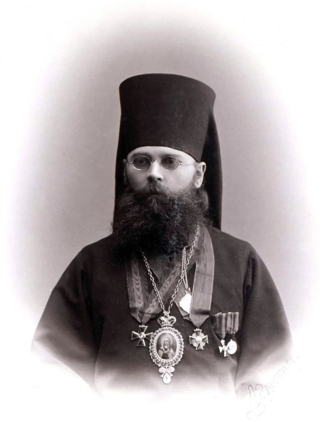 Porträt von Nikodim (1871–1919) – Gedenkseite