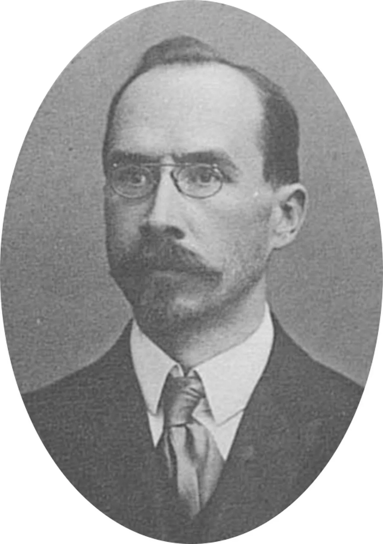 Porträt von Mikhail Novikov (1876–1965) – Gedenkseite