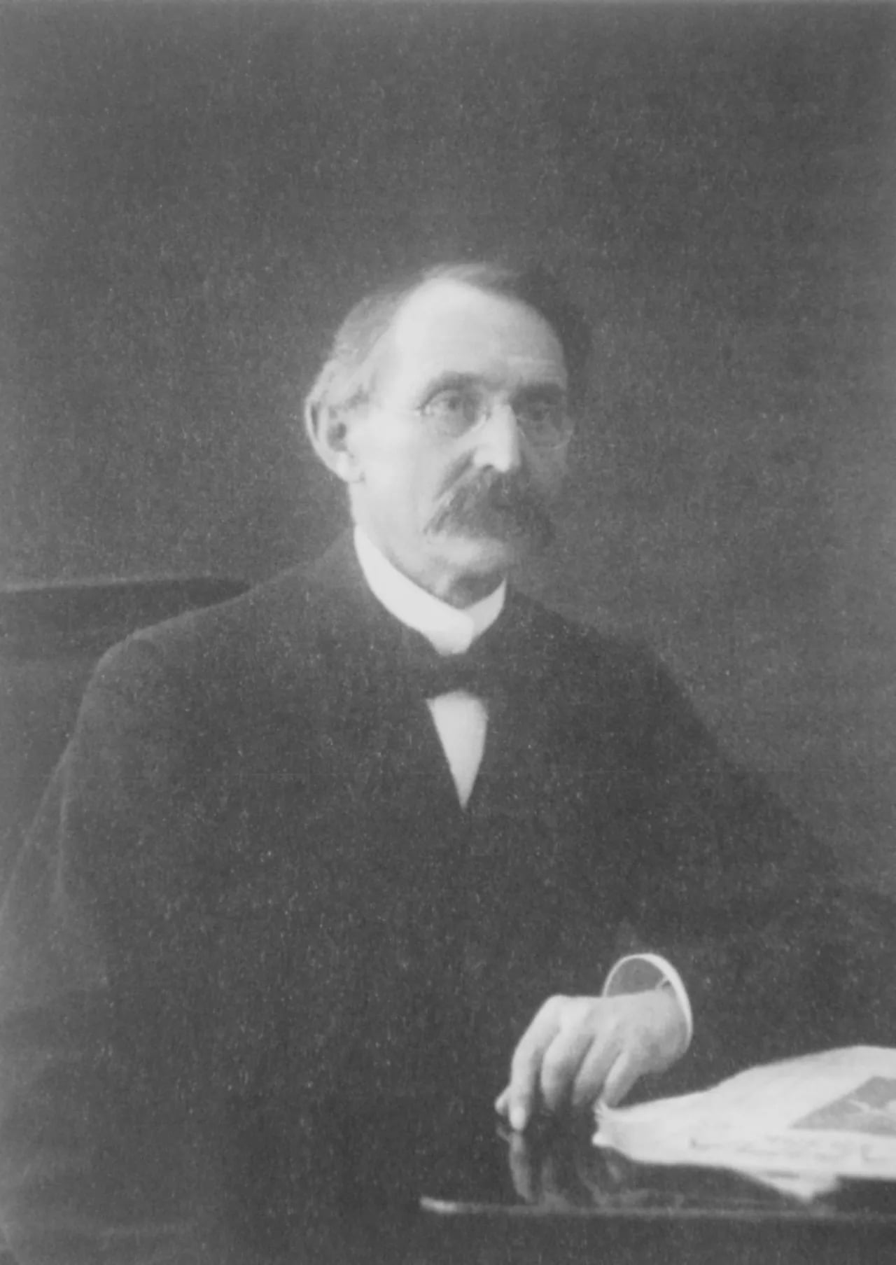 Porträt von Yakov Novitski (1847–1925) – Gedenkseite