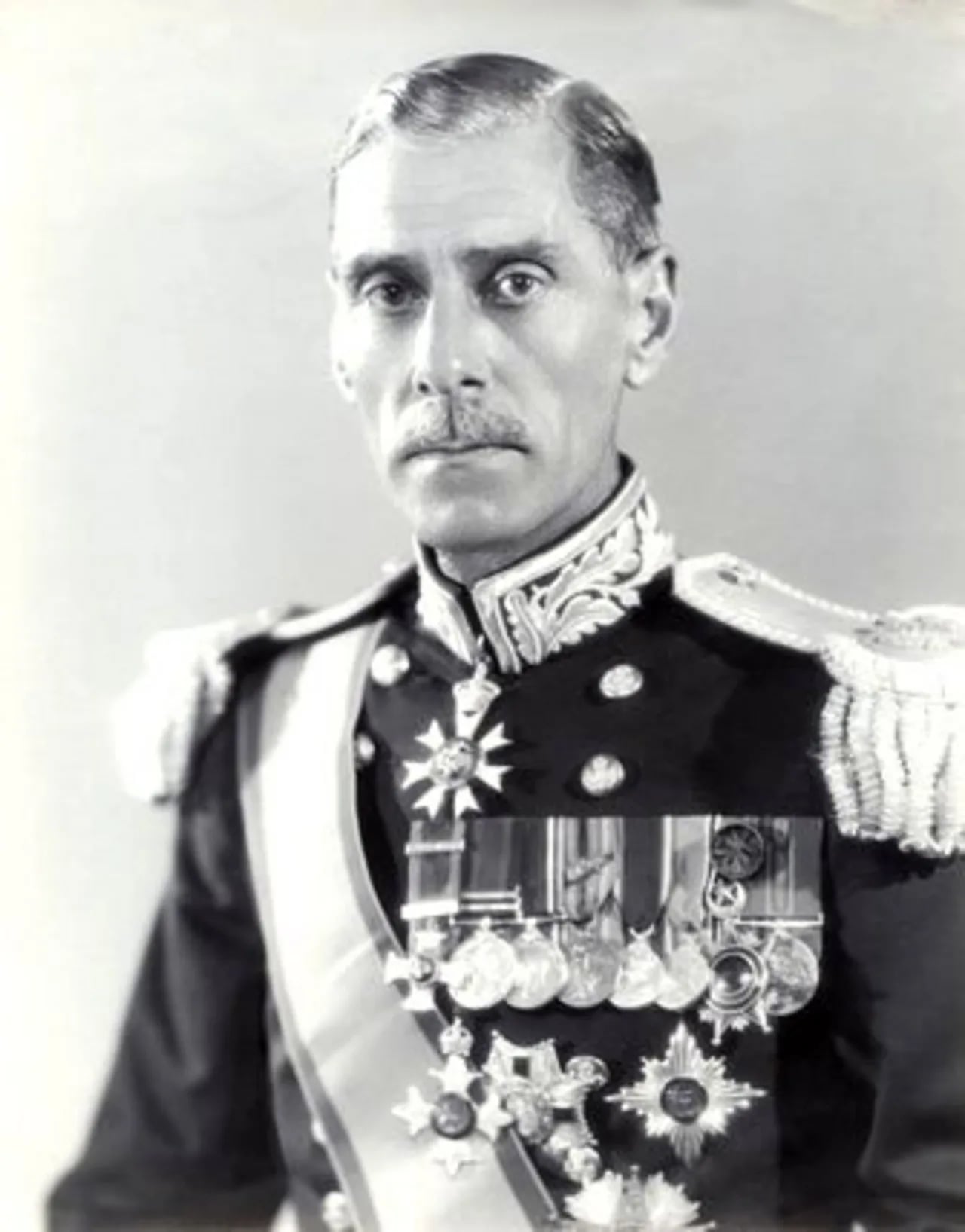 Portrait of George Stewart Symes (1882–1962) – memorial page