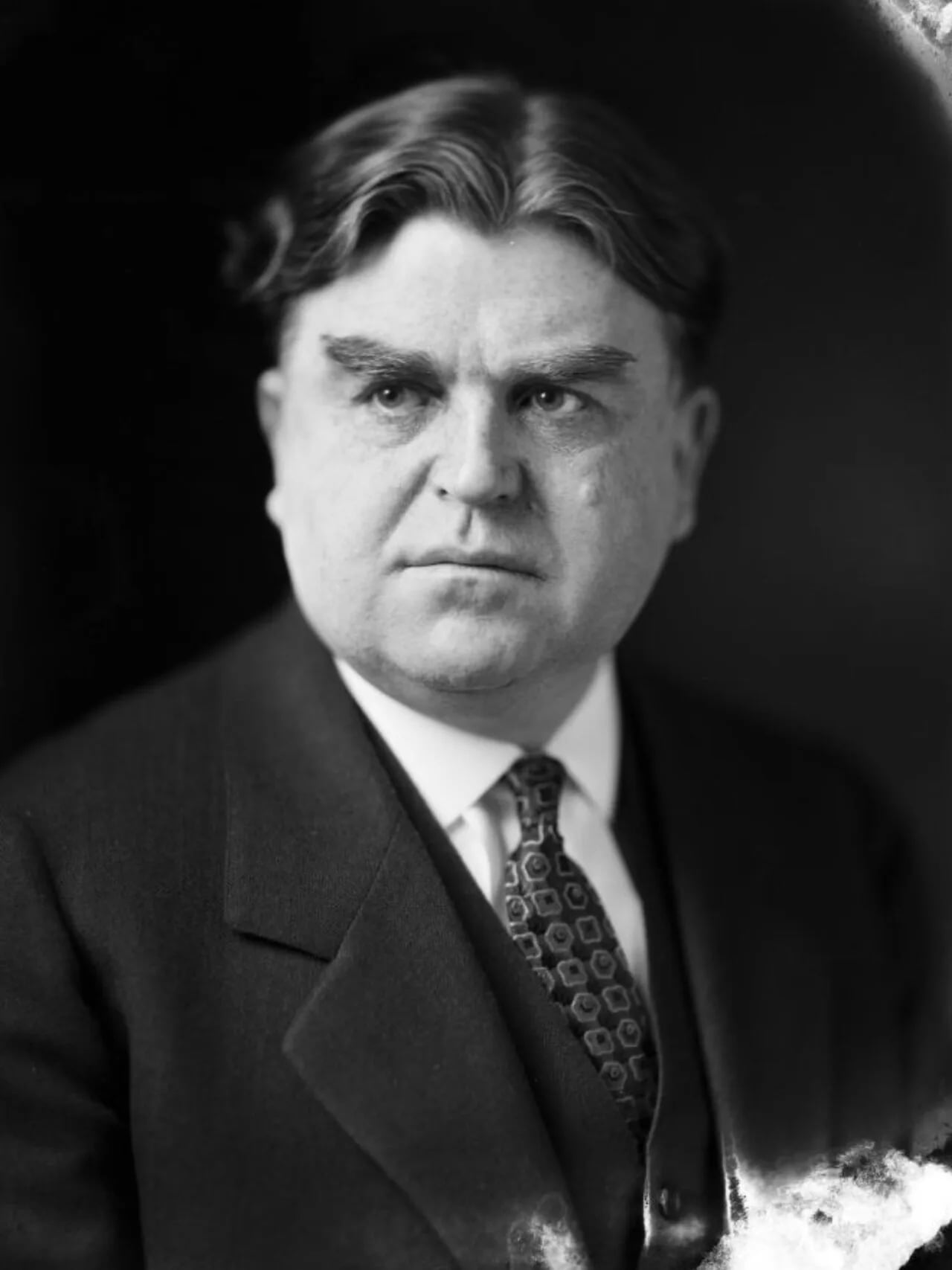 Portrait of John Llewellyn Lewis (1880–1969) – memorial page