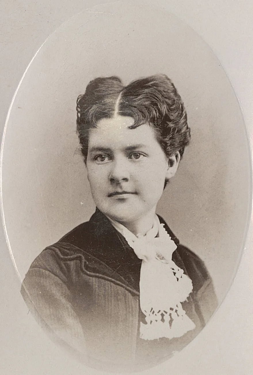 Porträt von Martha Hughes Cannon (1857–1932) – Gedenkseite