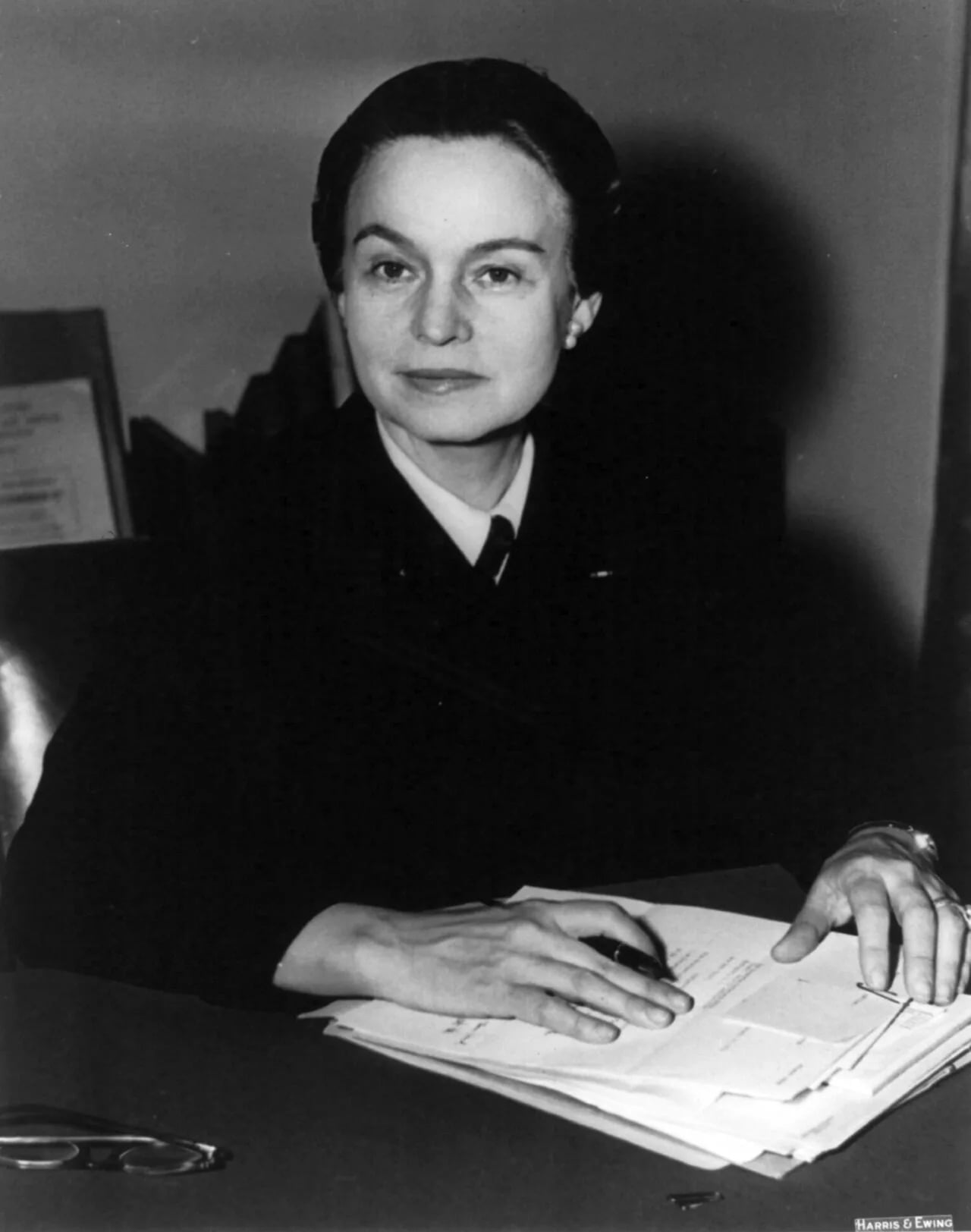 Porträt von Oveta Culp Hobby (1905–1995) – Gedenkseite