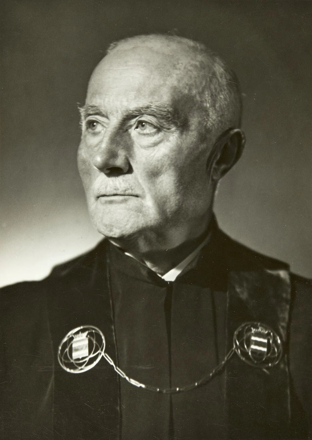 Portrait of Arthur Castrén (1866–1946) – memorial page