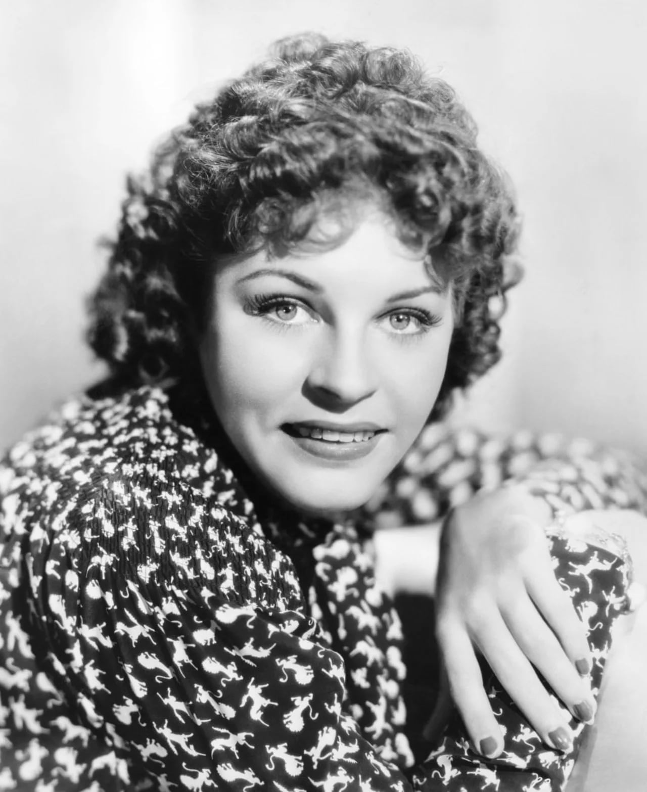 Porträt von Martha Raye (1916–1994) – Gedenkseite